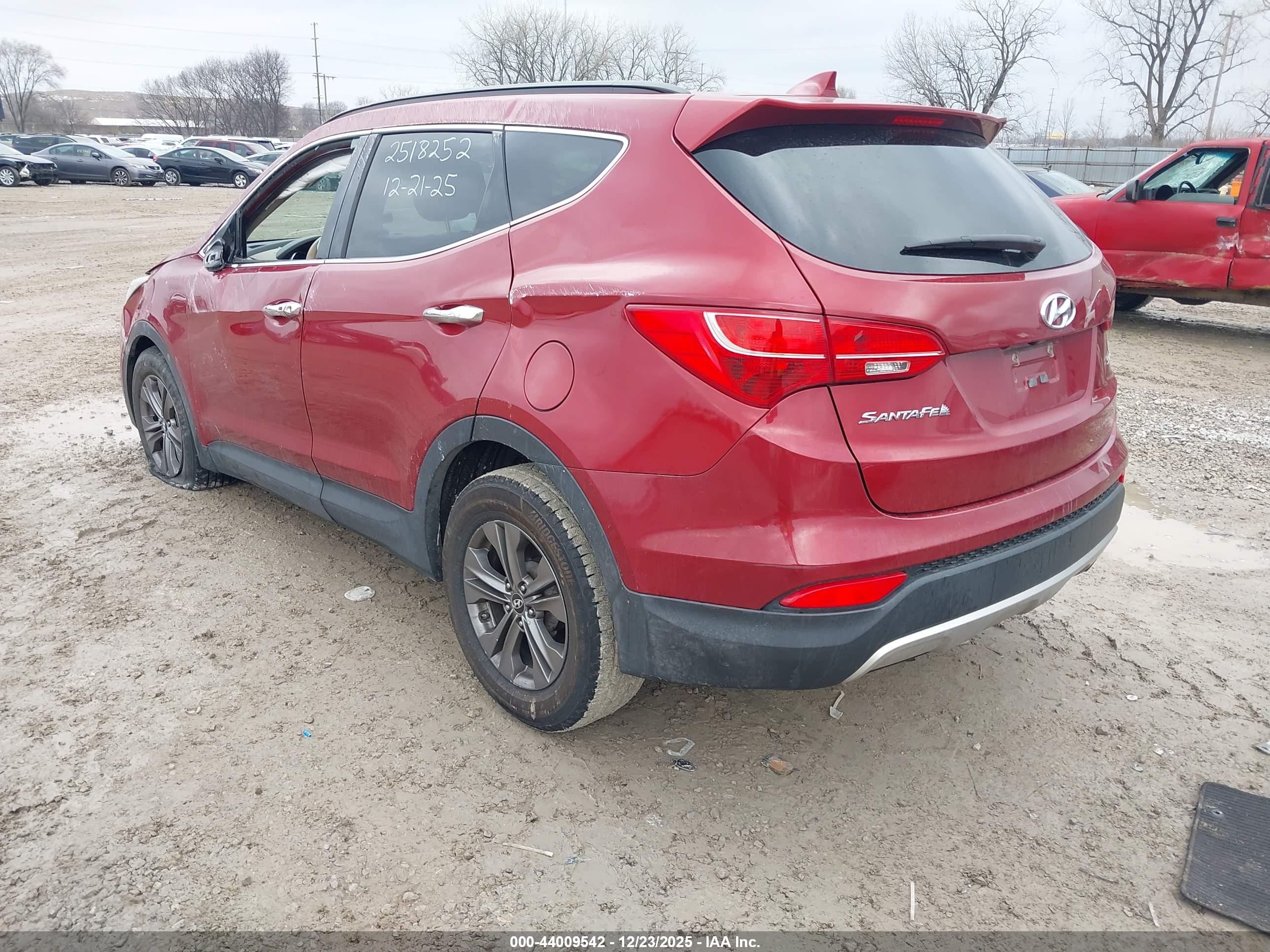 HYUNDAI SANTA image 3