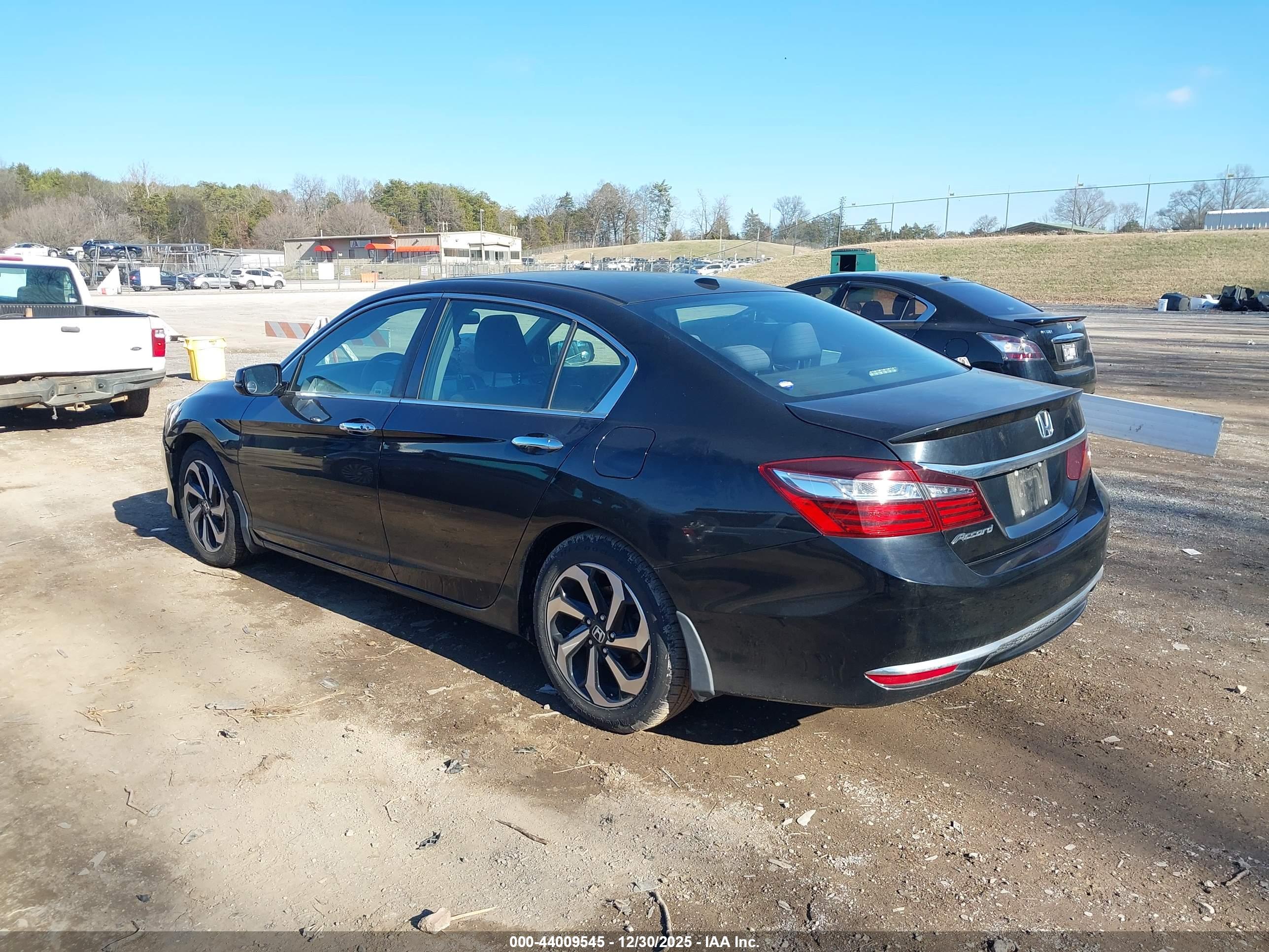 HONDA ACCORD image 3