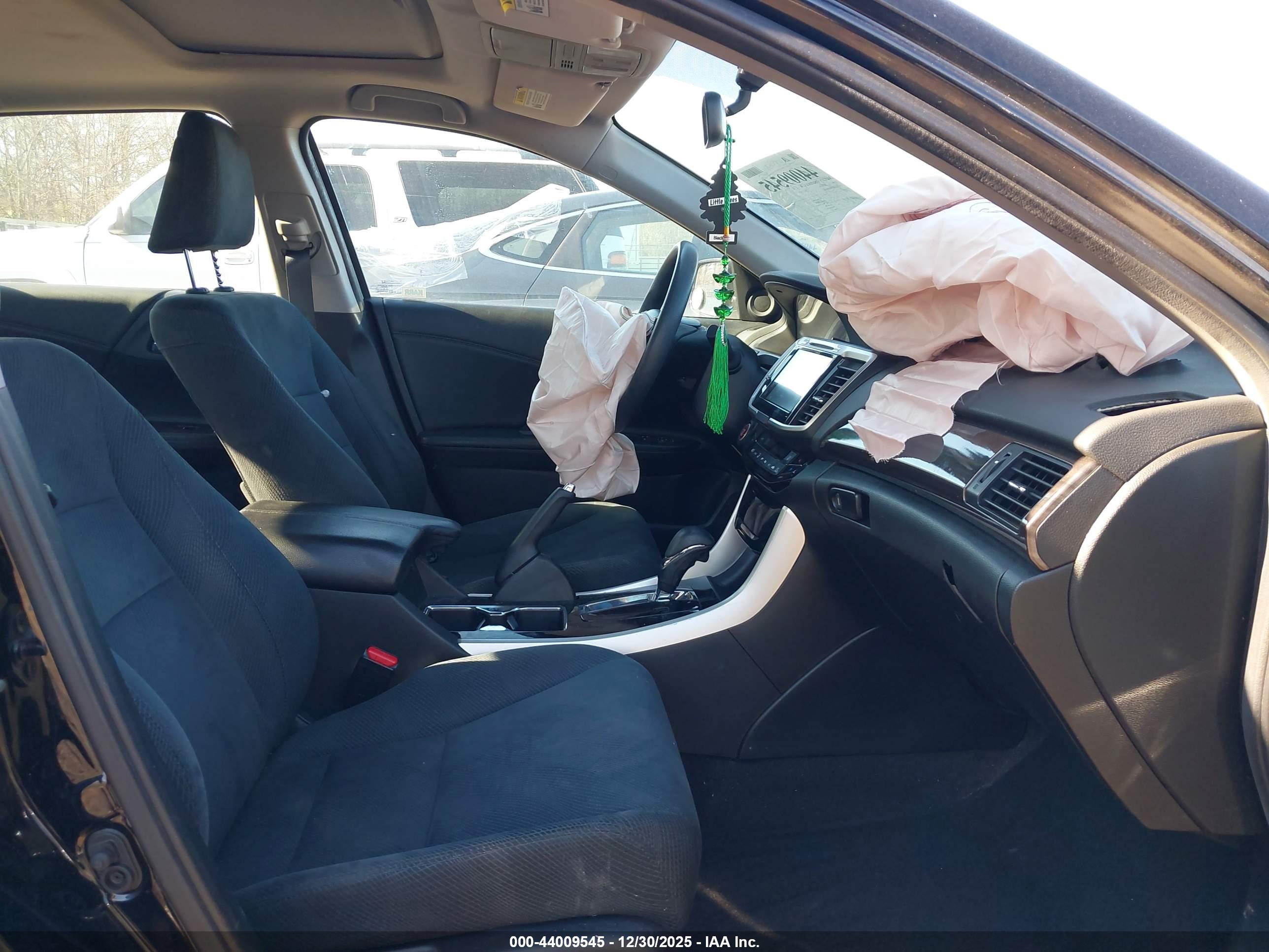 HONDA ACCORD image 5