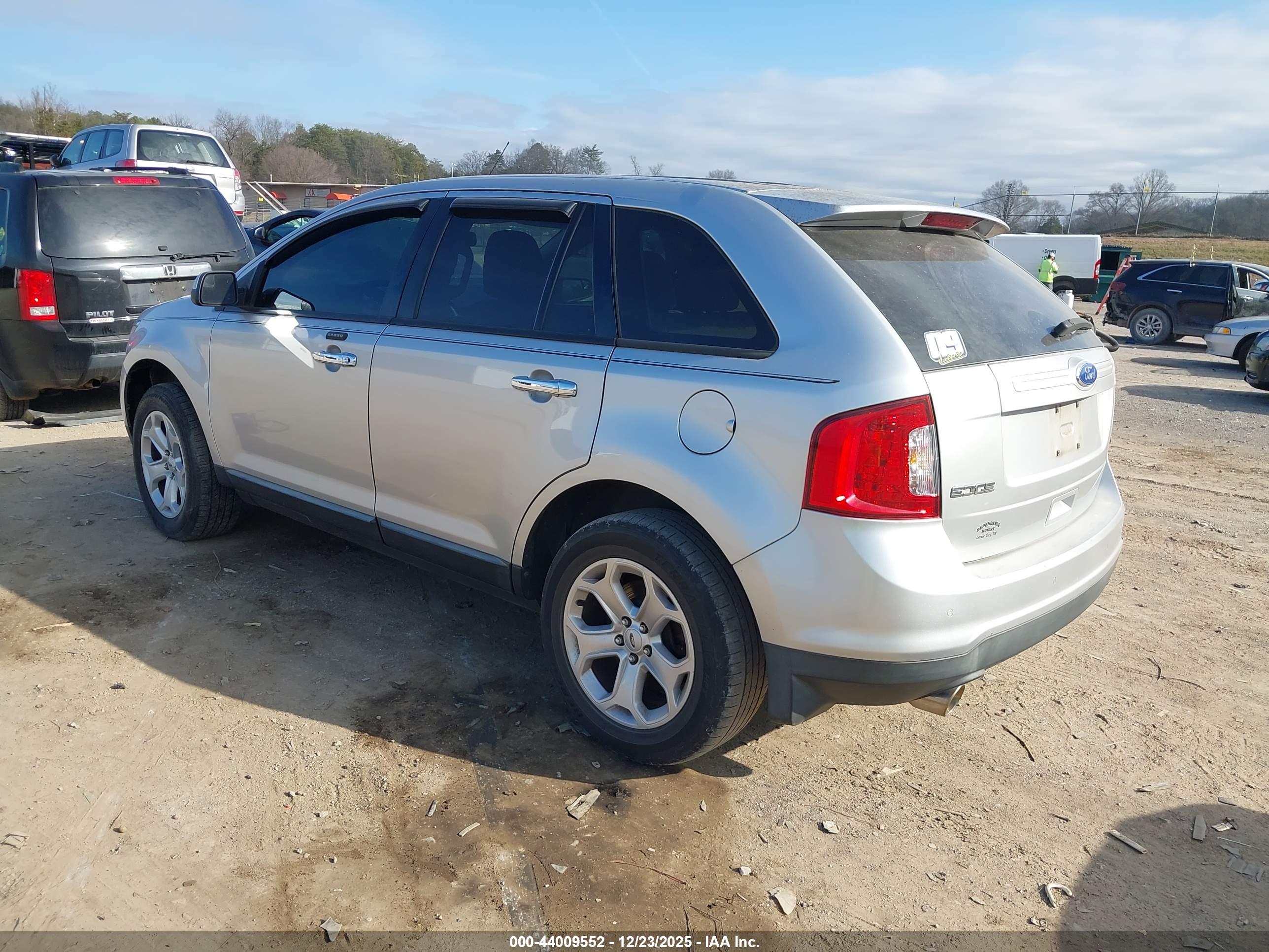 FORD EDGE image 3