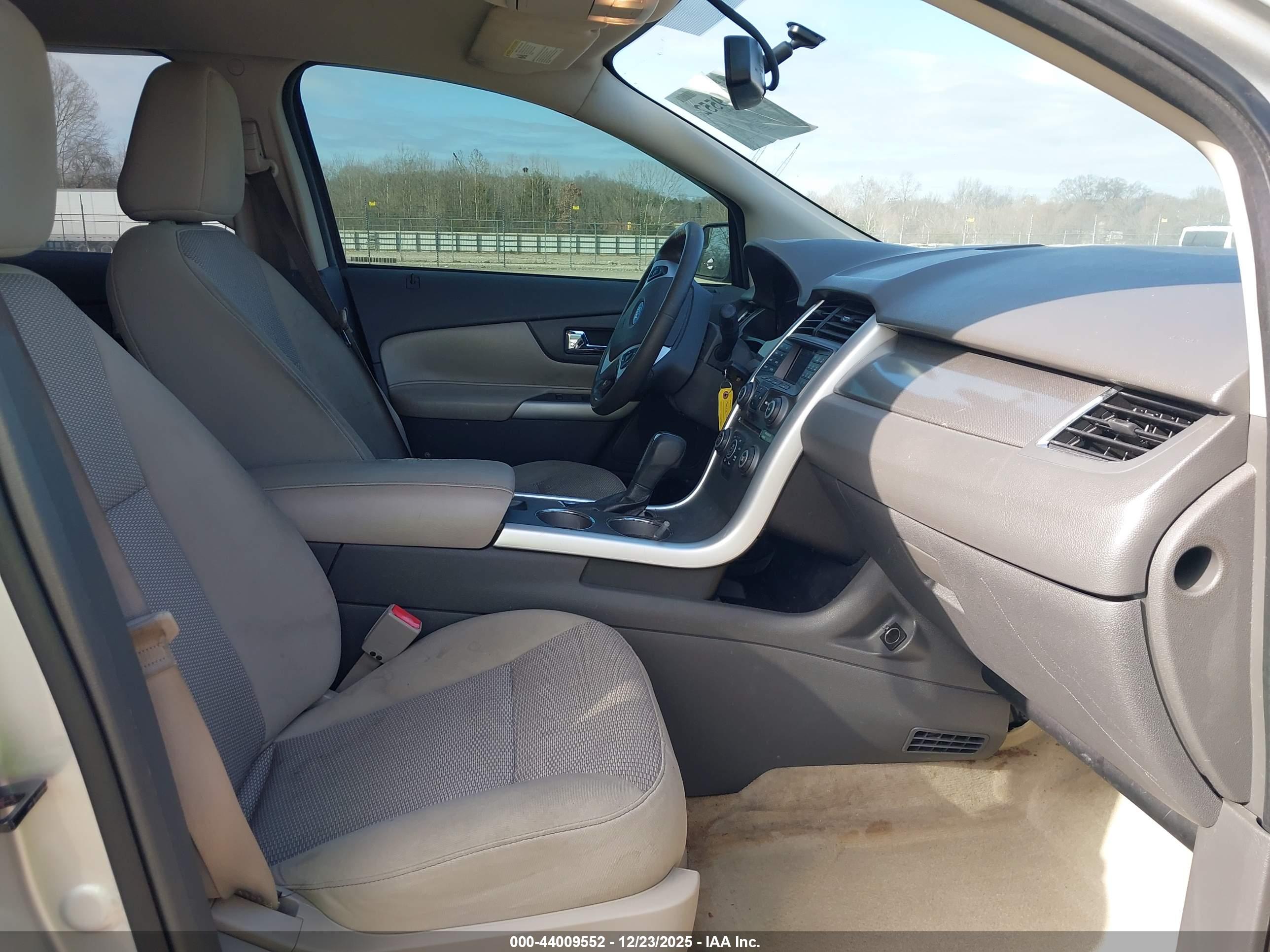 FORD EDGE image 5