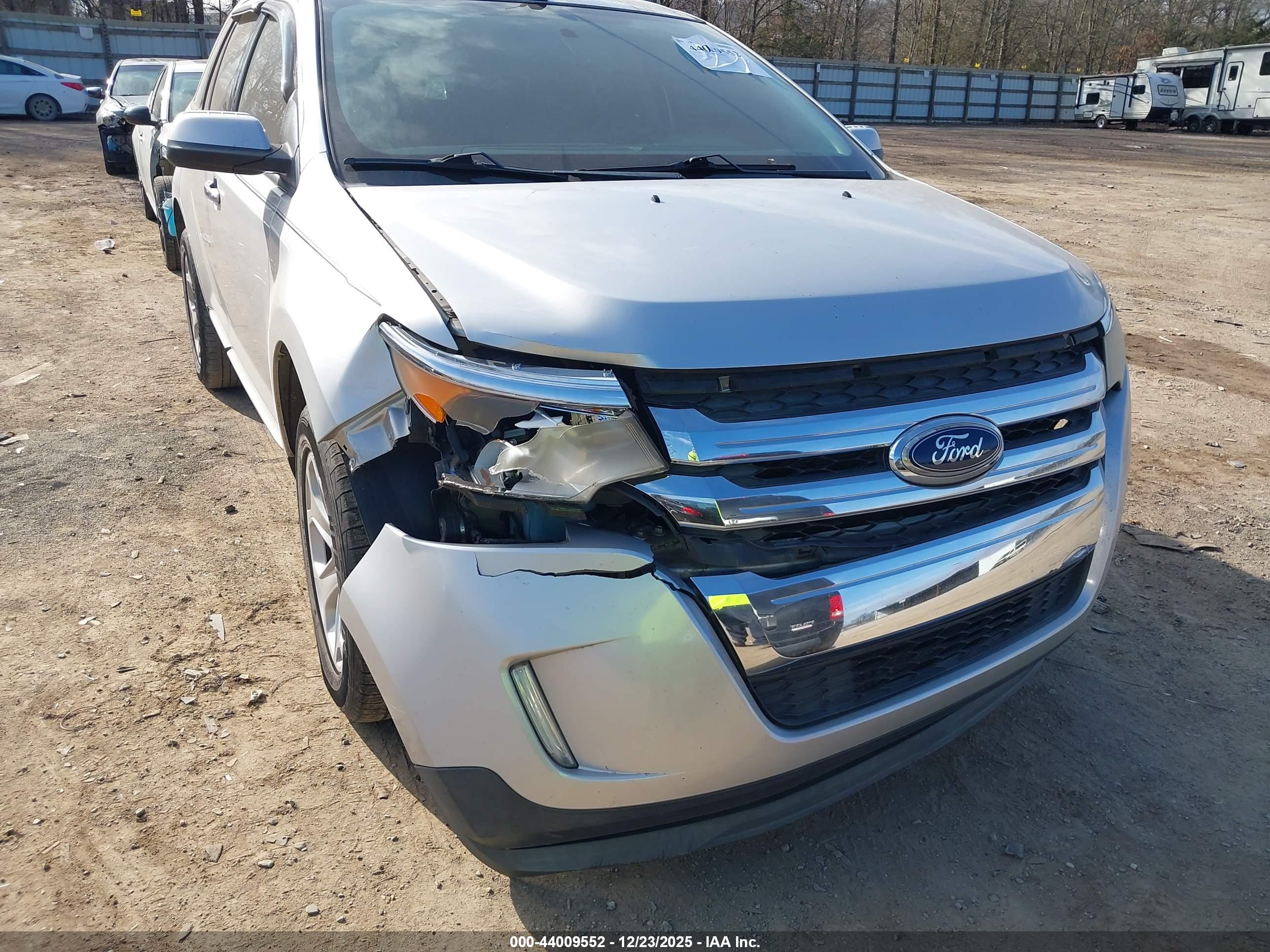 FORD EDGE image 6