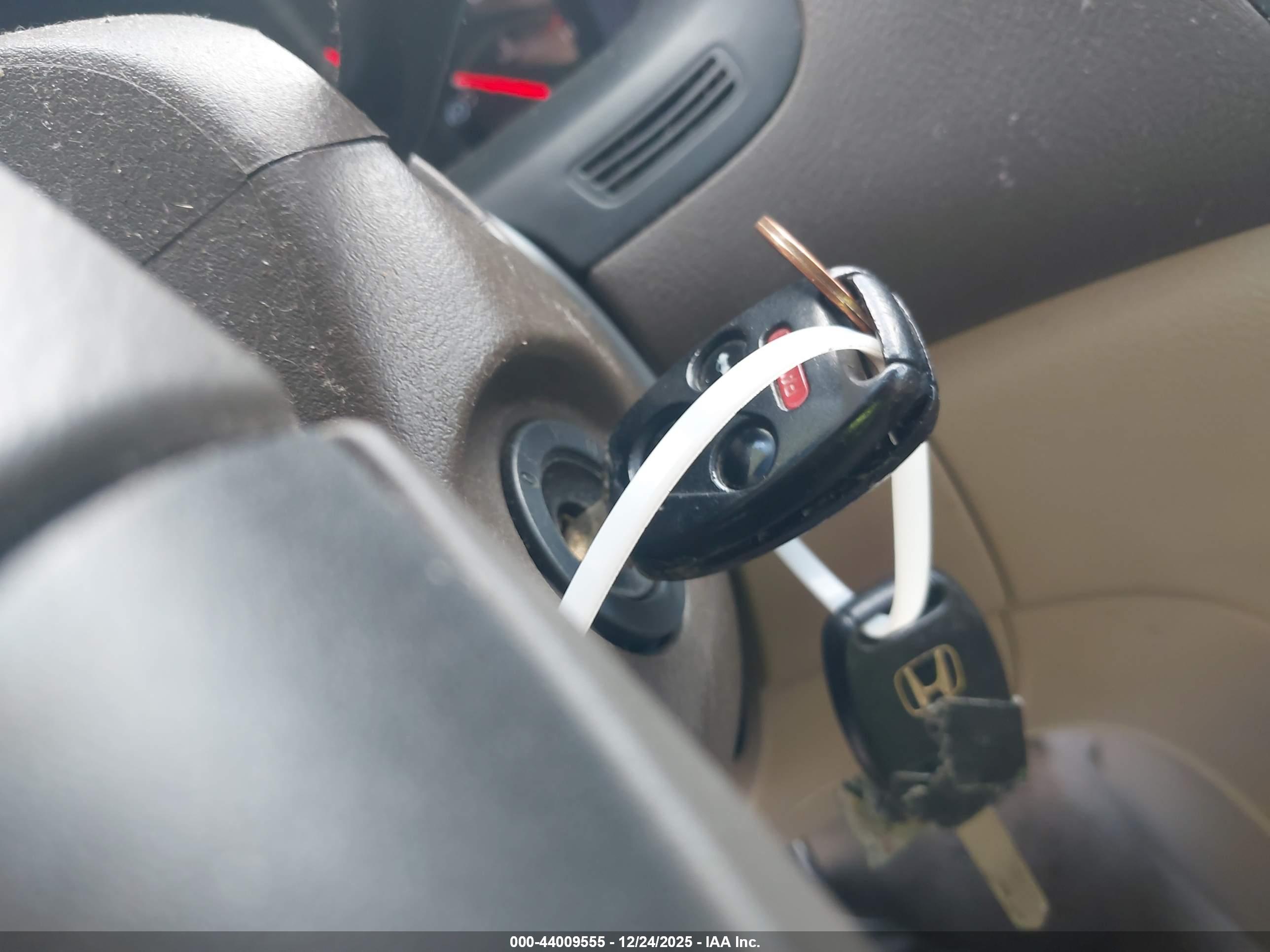 HONDA ACCORD image 11