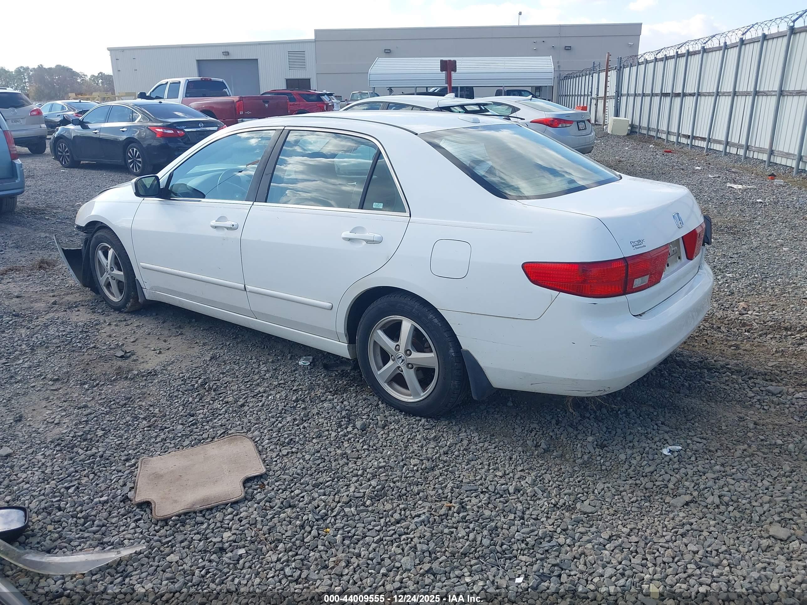 HONDA ACCORD image 3