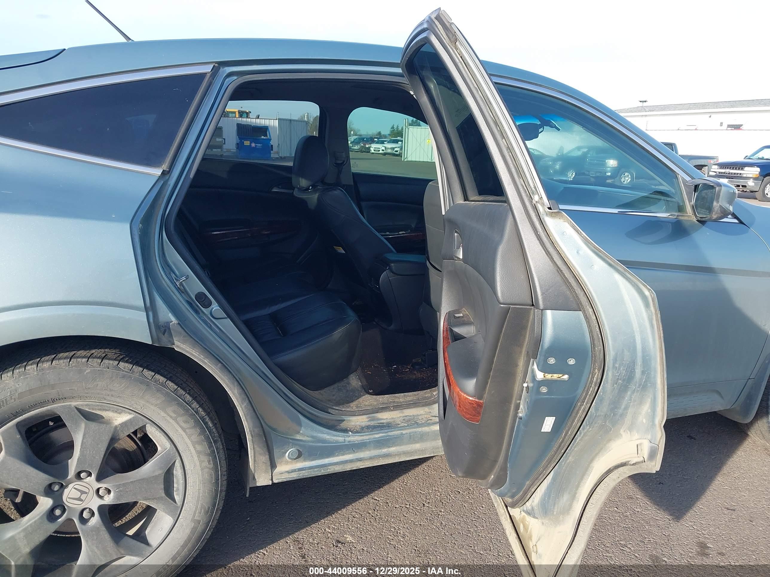 HONDA ACCORD image 8