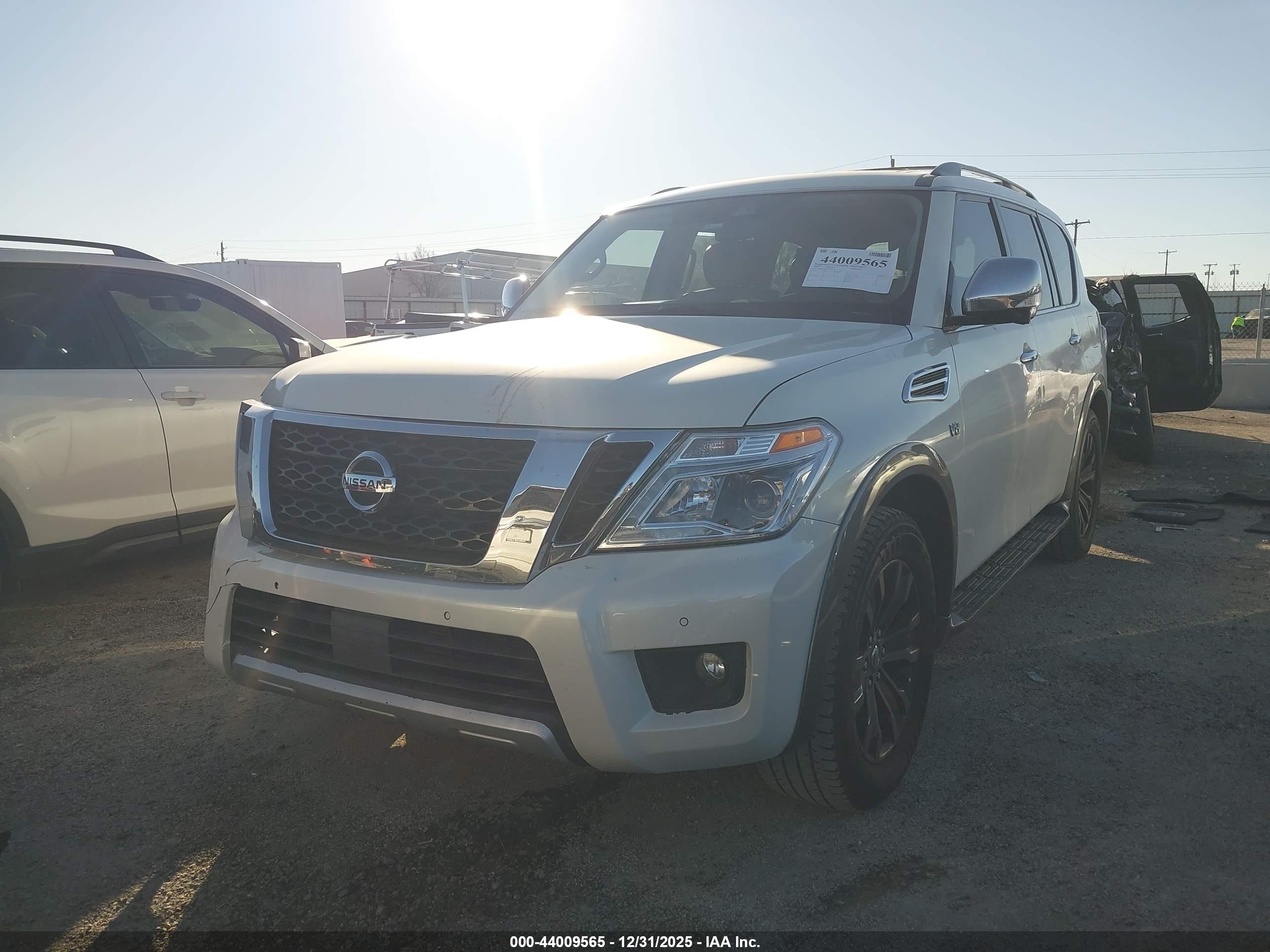 NISSAN ARMADA image 2