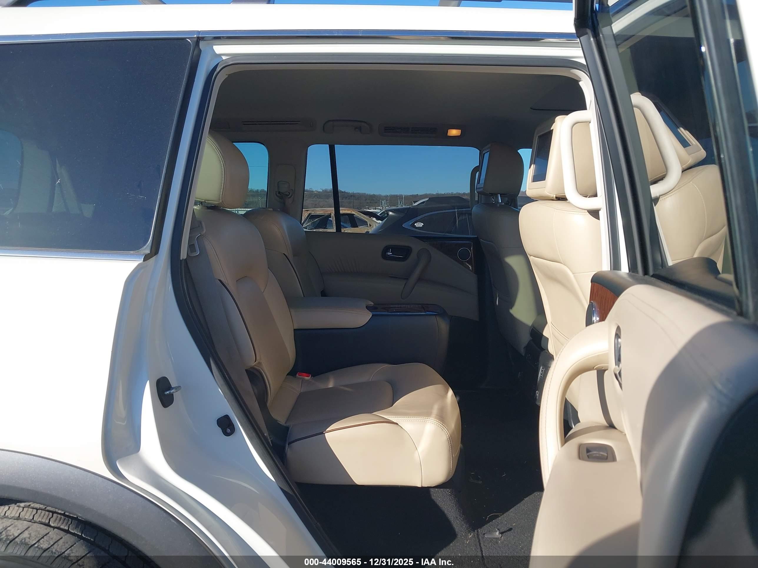 NISSAN ARMADA image 8
