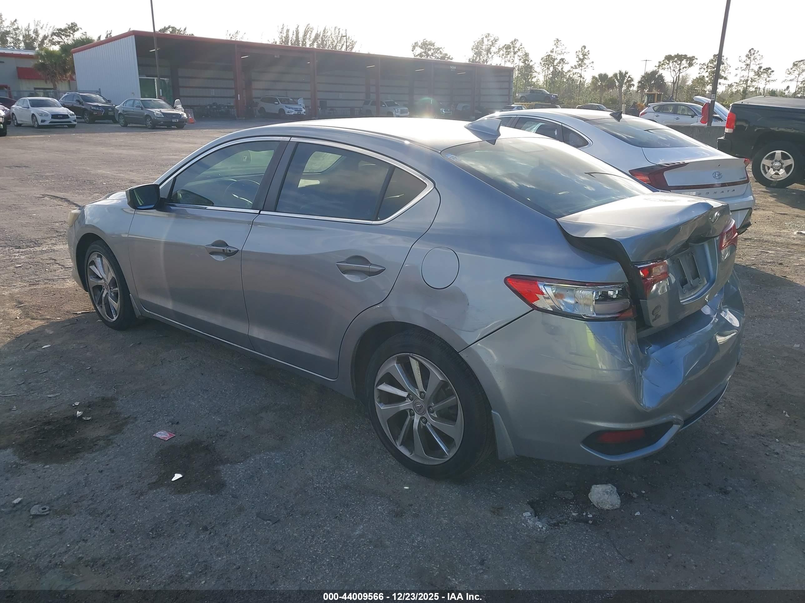 ACURA ILX image 3