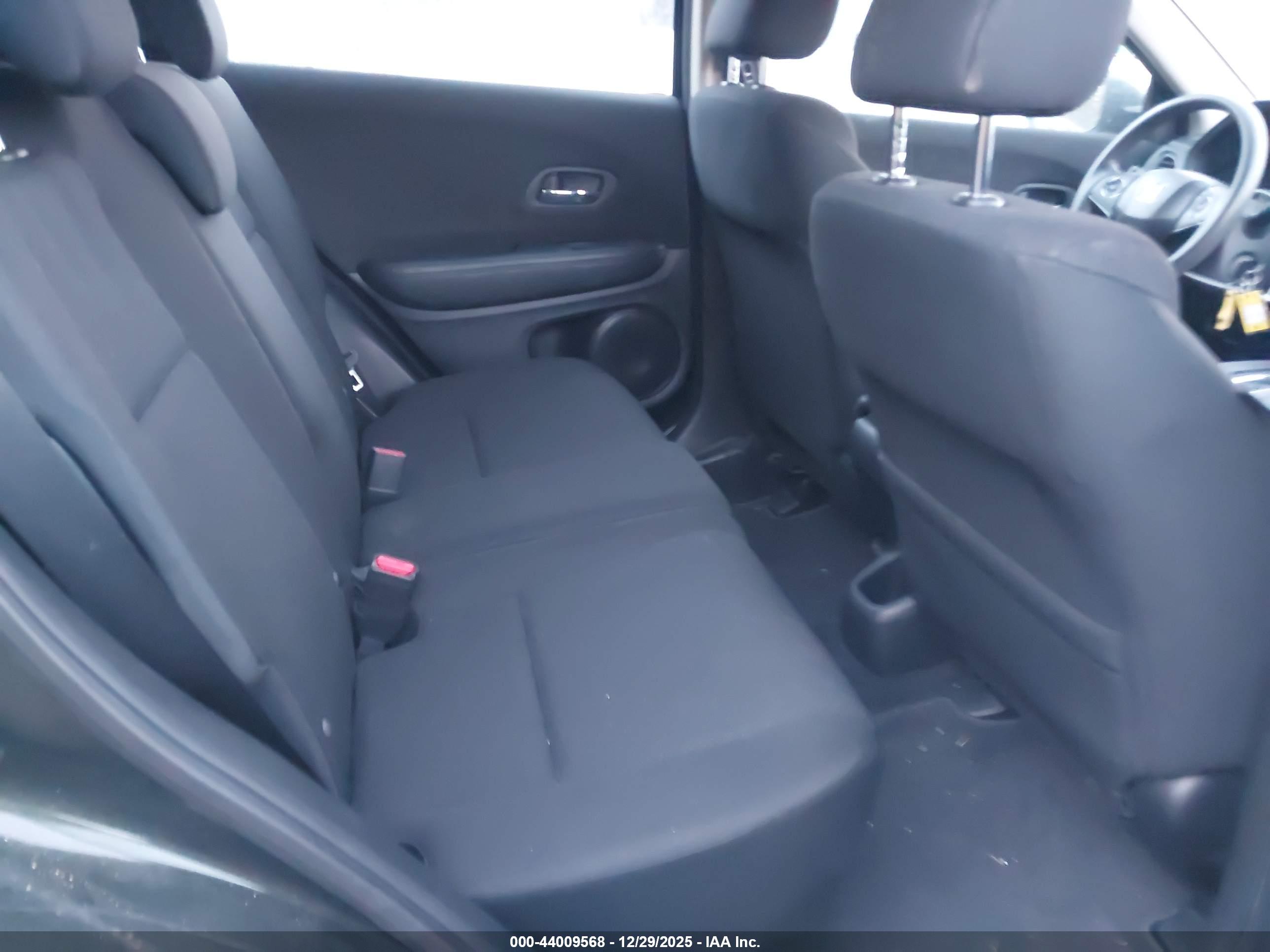 HONDA HR-V image 8