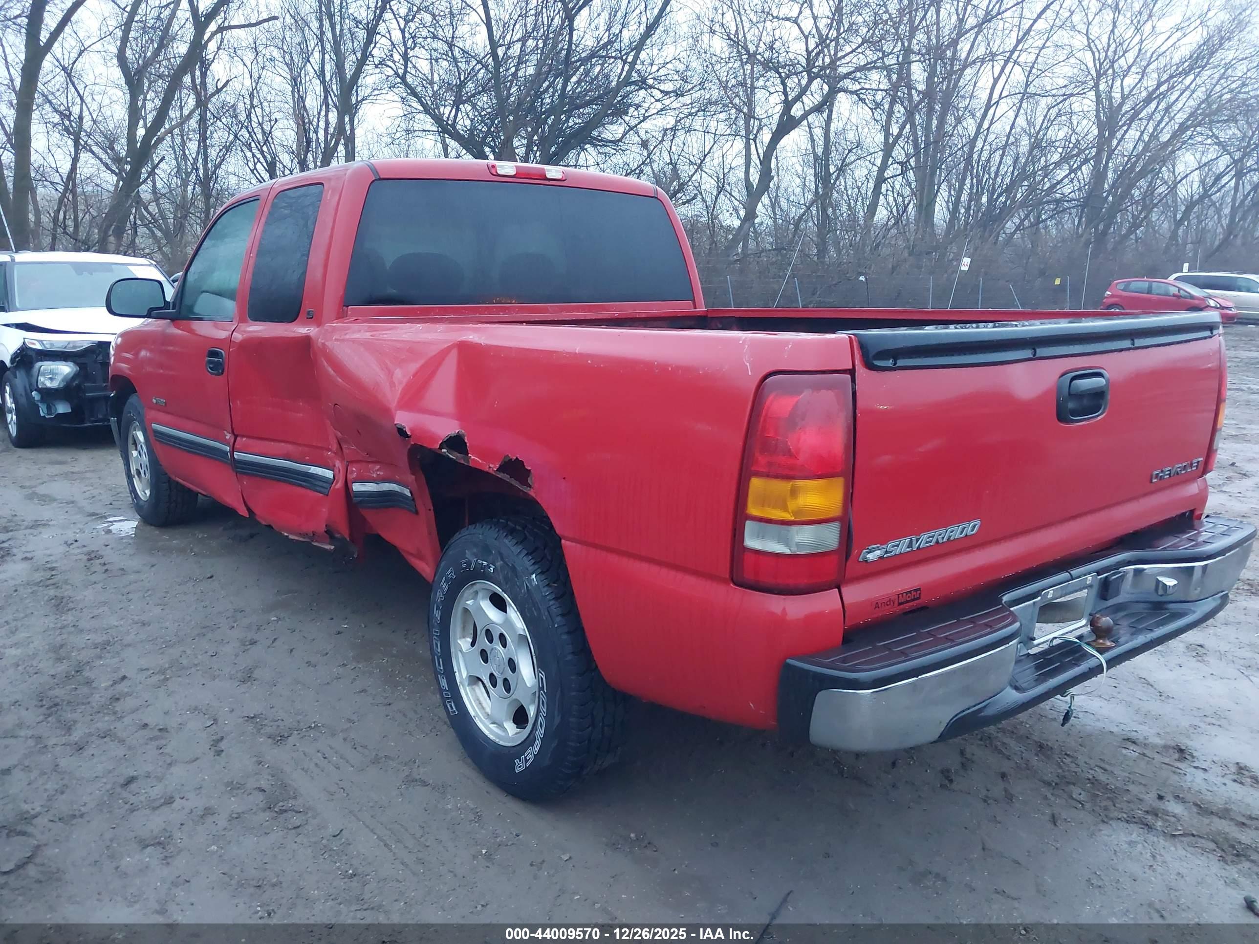 CHEVROLET SILVERADO image 6