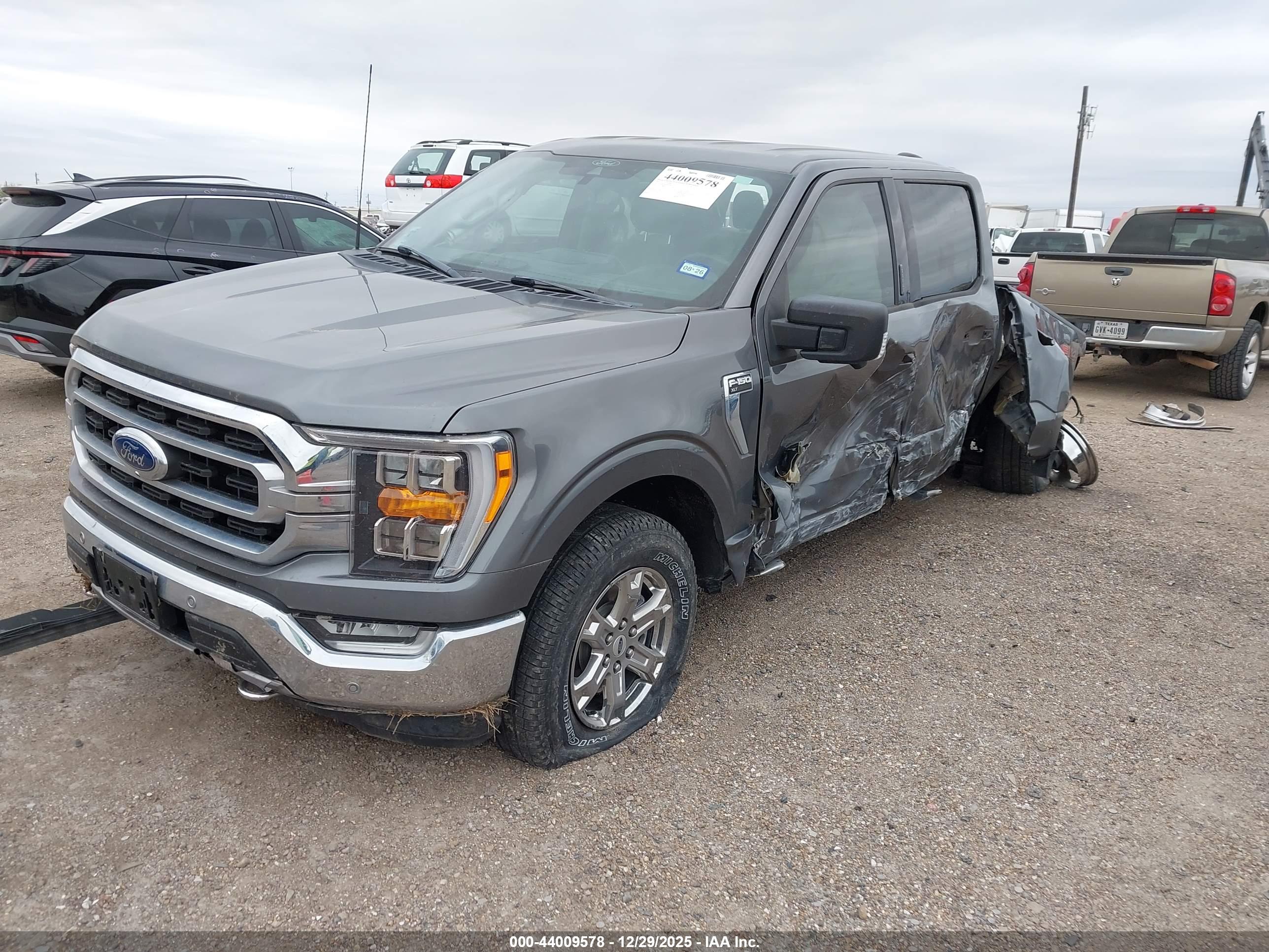 FORD F-150 image 2