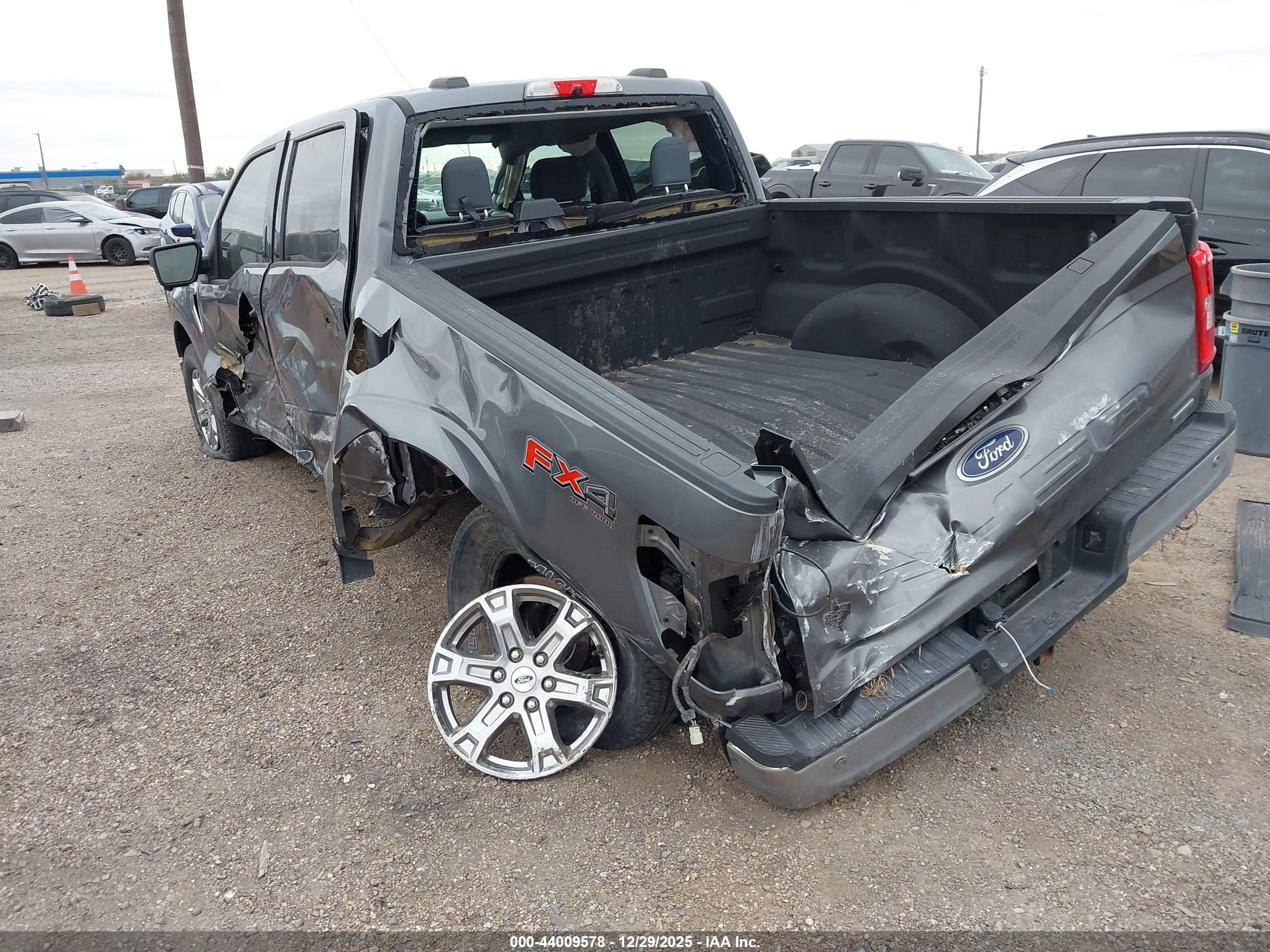 FORD F-150 image 3