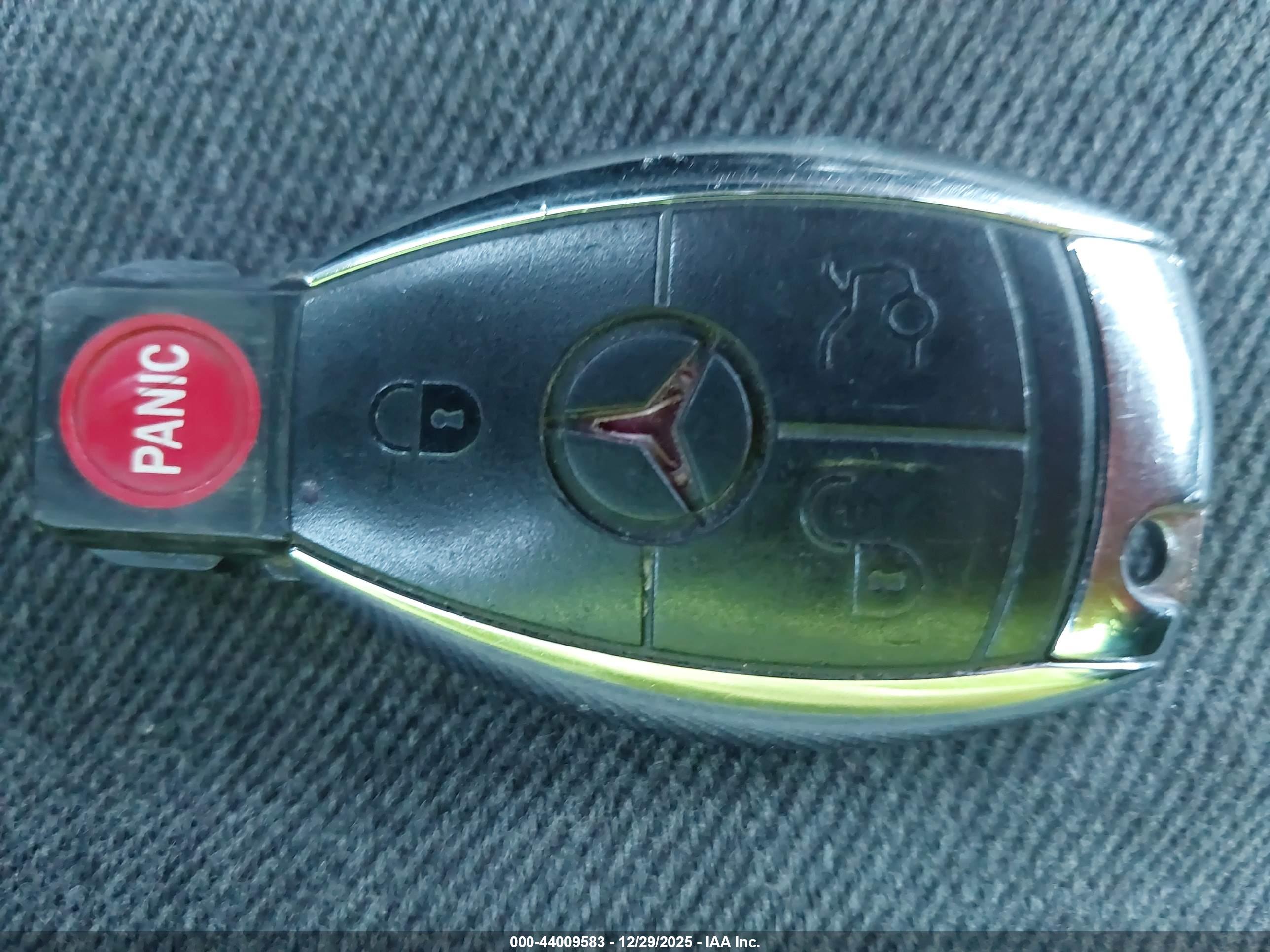 MERCEDES-BENZ C image 11