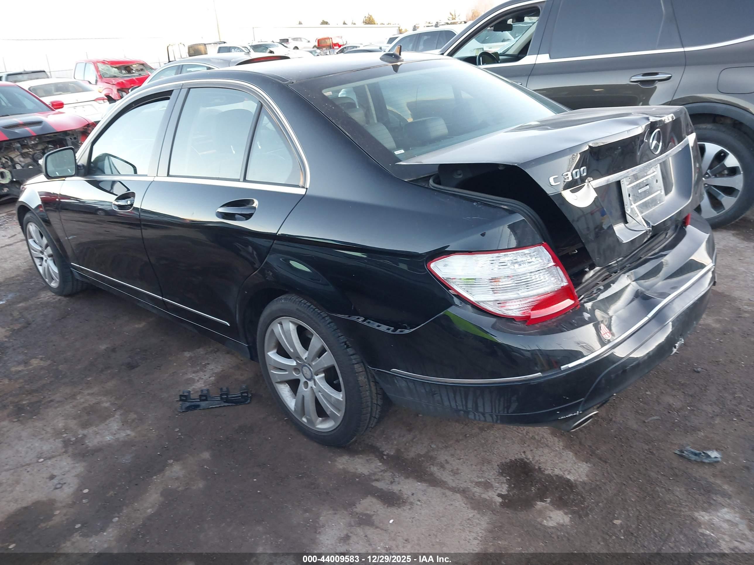 MERCEDES-BENZ C image 3