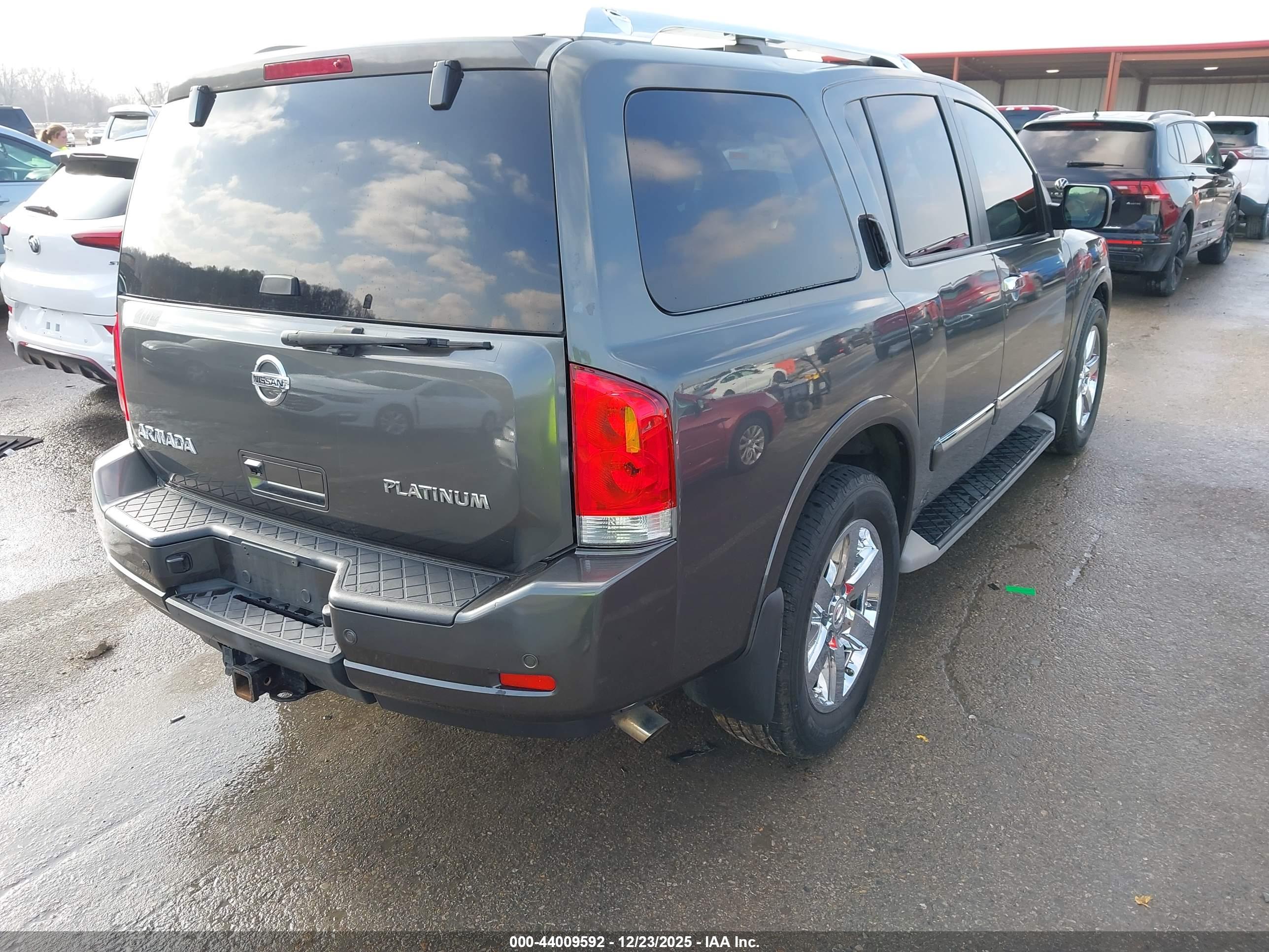 NISSAN ARMADA image 4