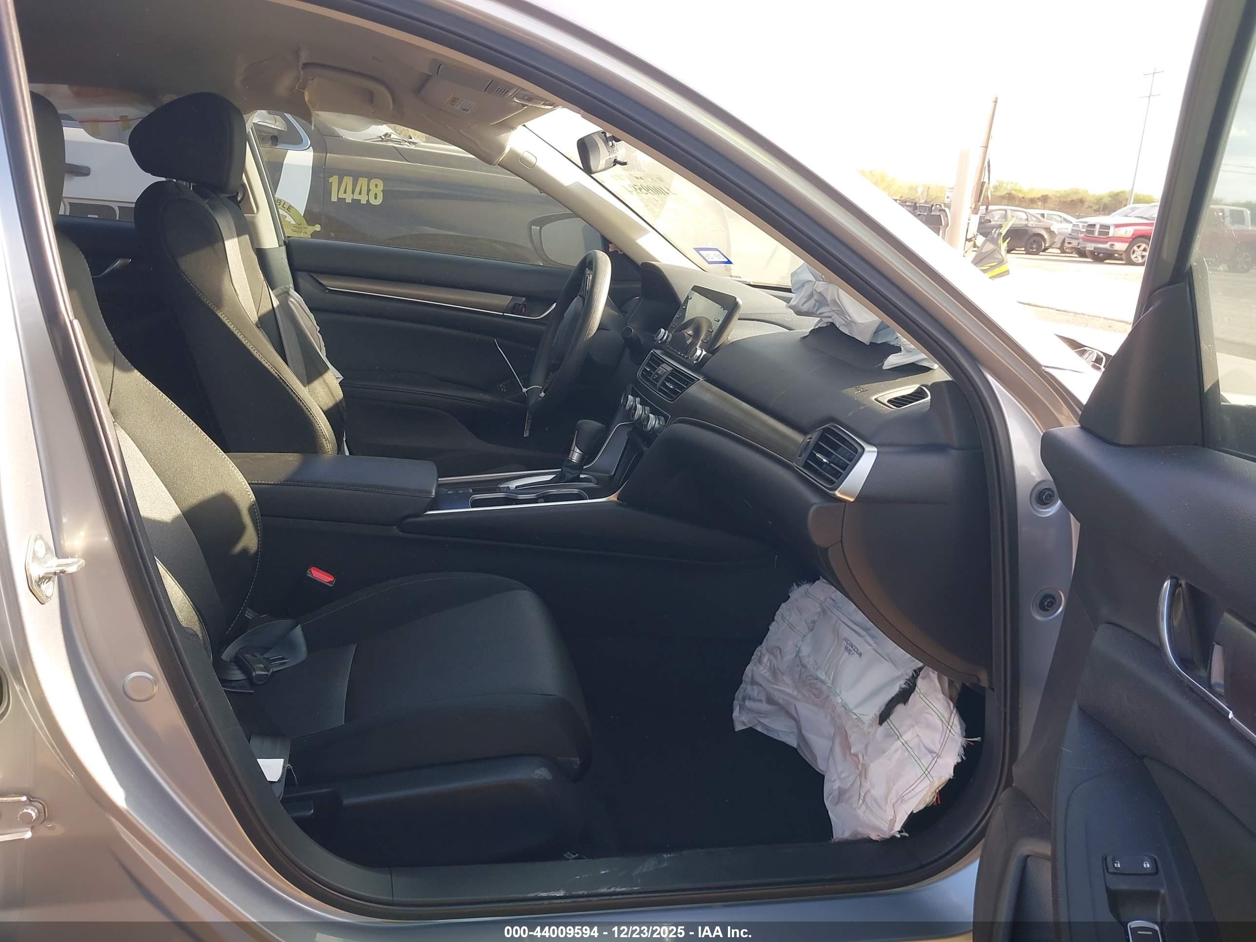 HONDA ACCORD image 5