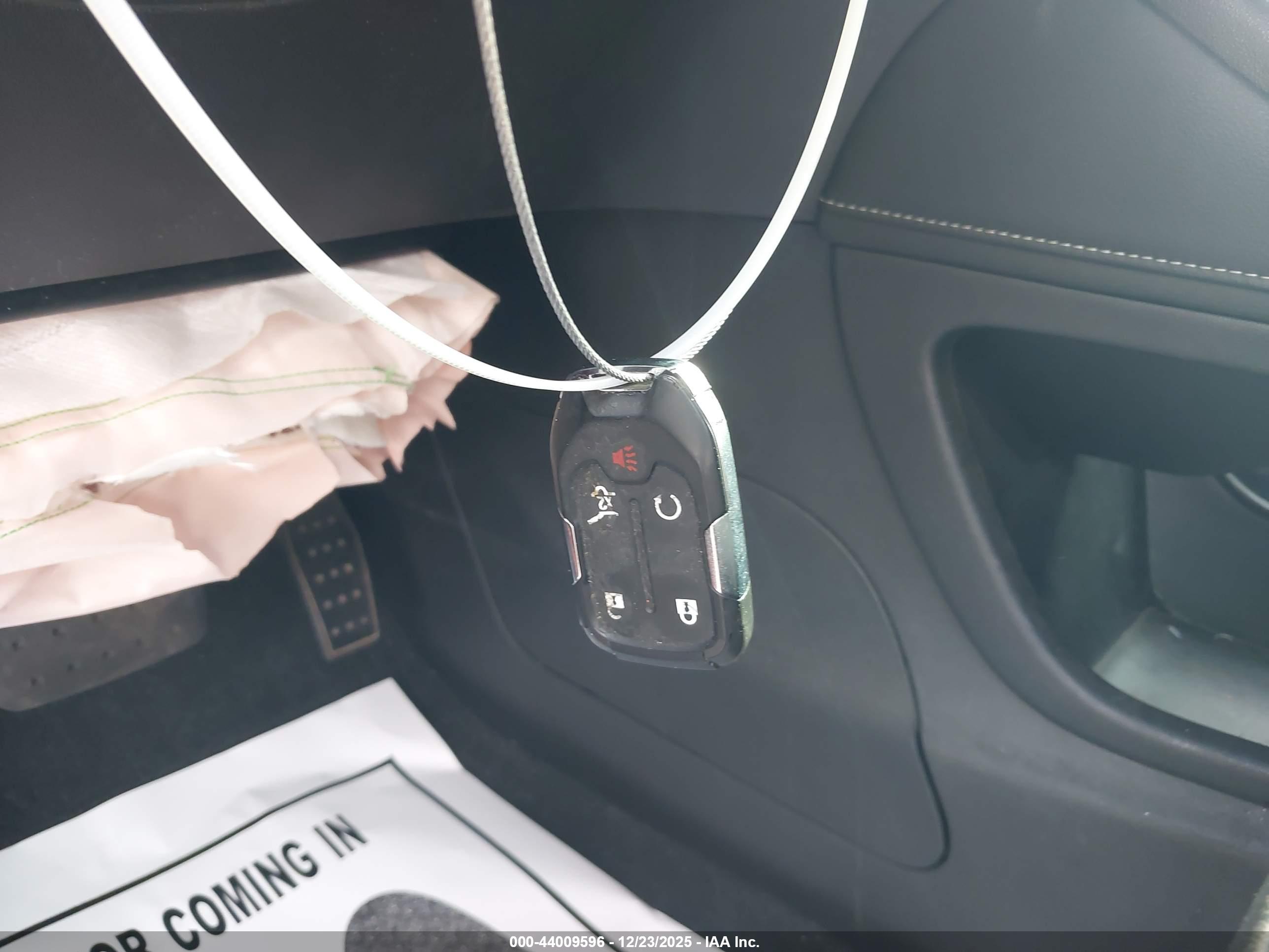 GMC ACADIA image 11