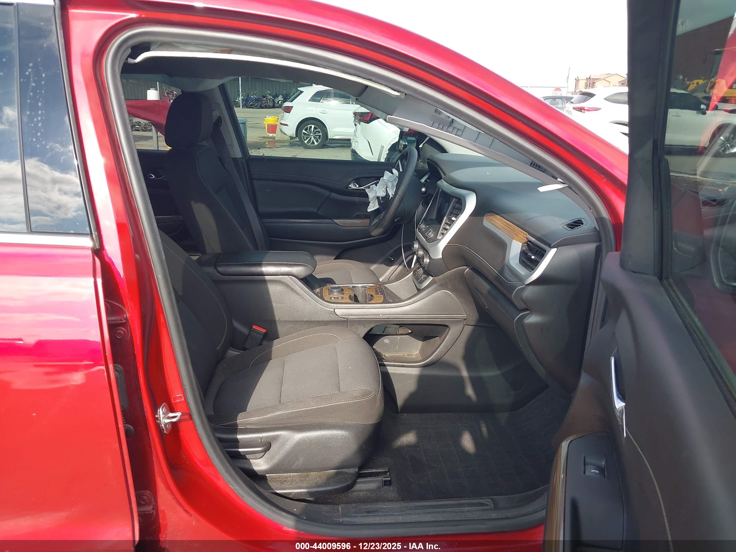 GMC ACADIA image 5