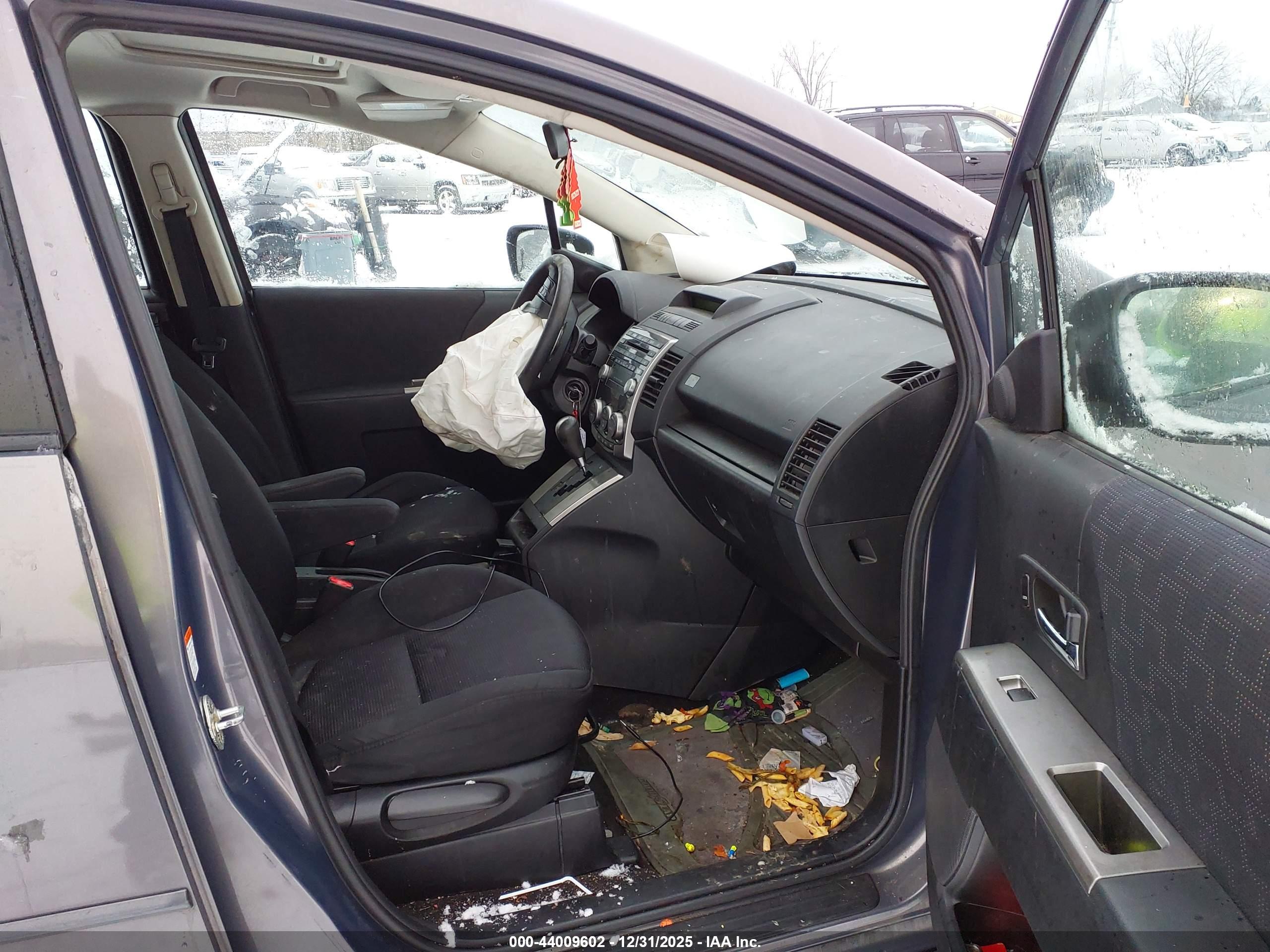 MAZDA MAZDA5 image 5