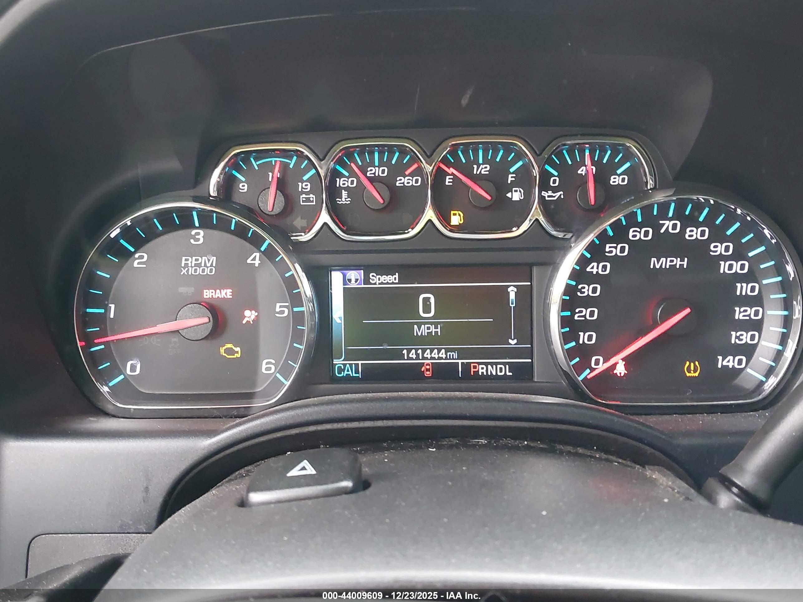 CHEVROLET SILVERADO image 7