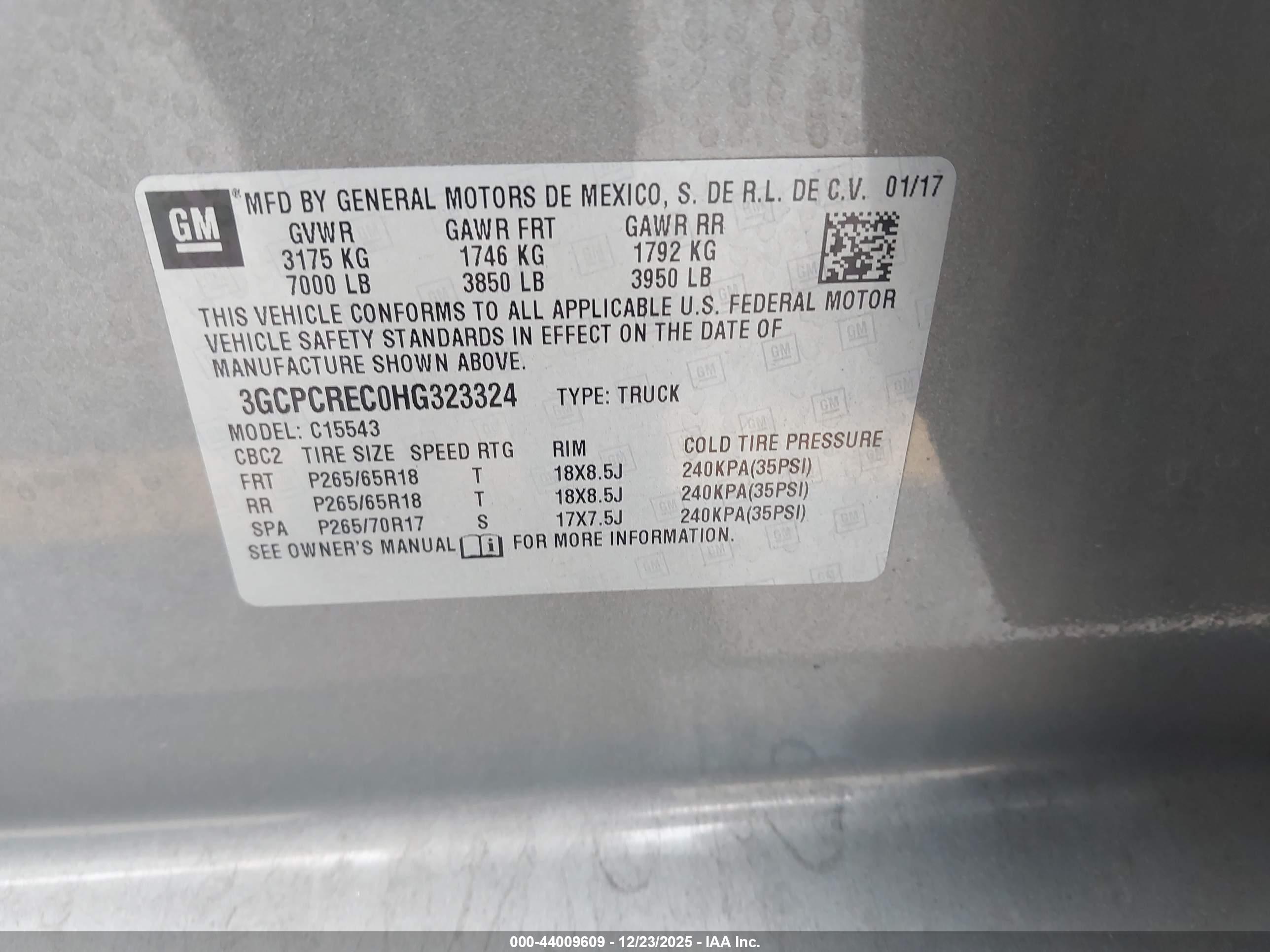 CHEVROLET SILVERADO image 9