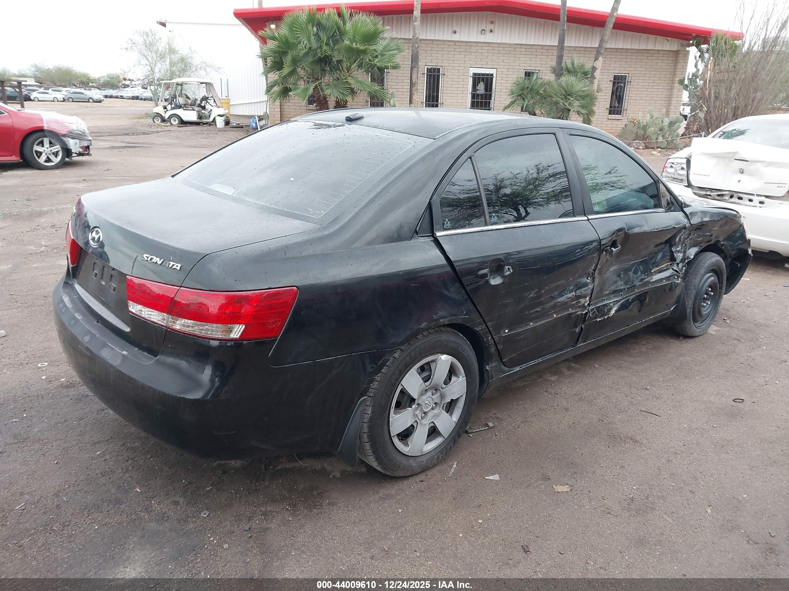 HYUNDAI SONATA image 4