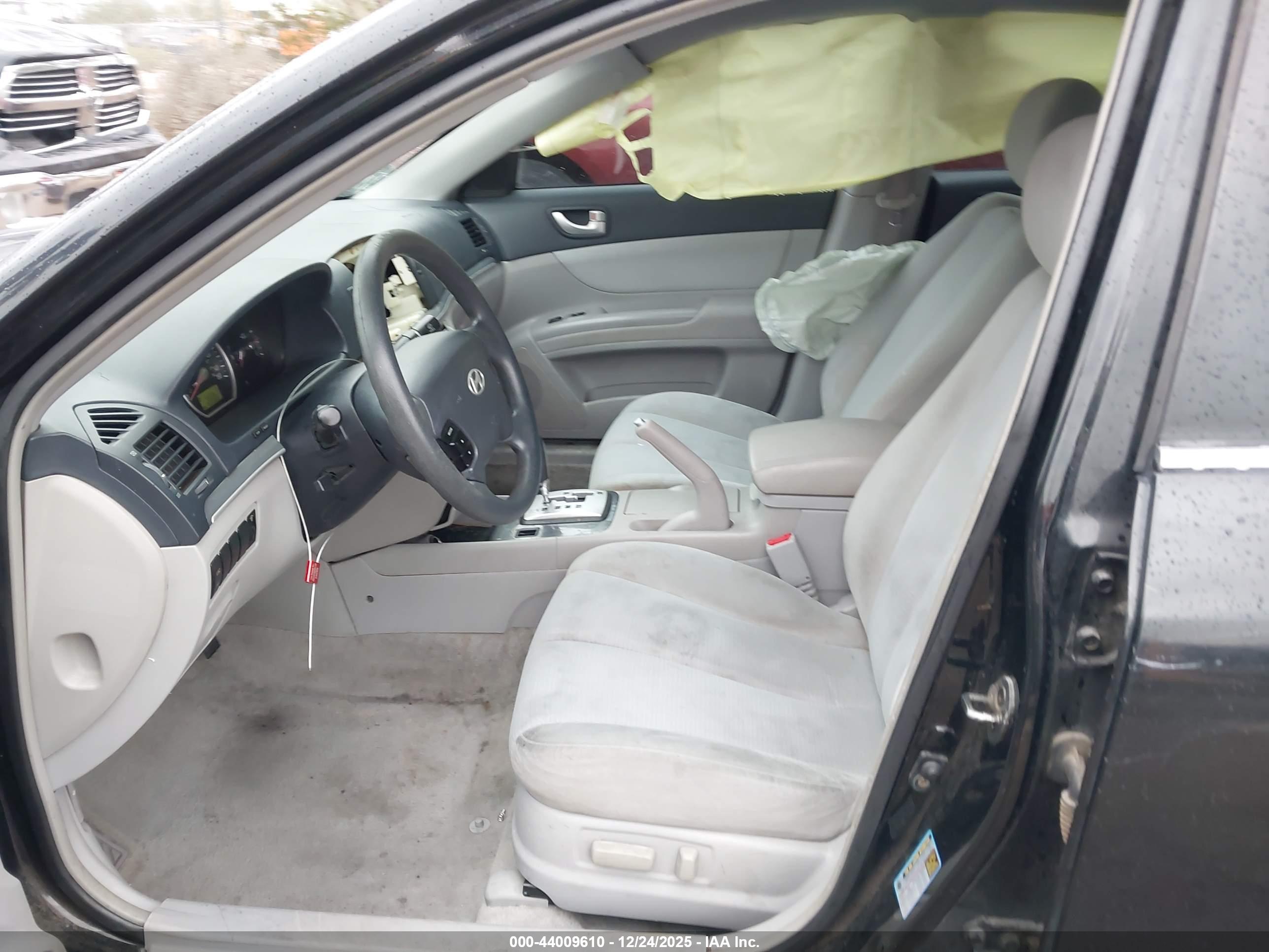 HYUNDAI SONATA image 5