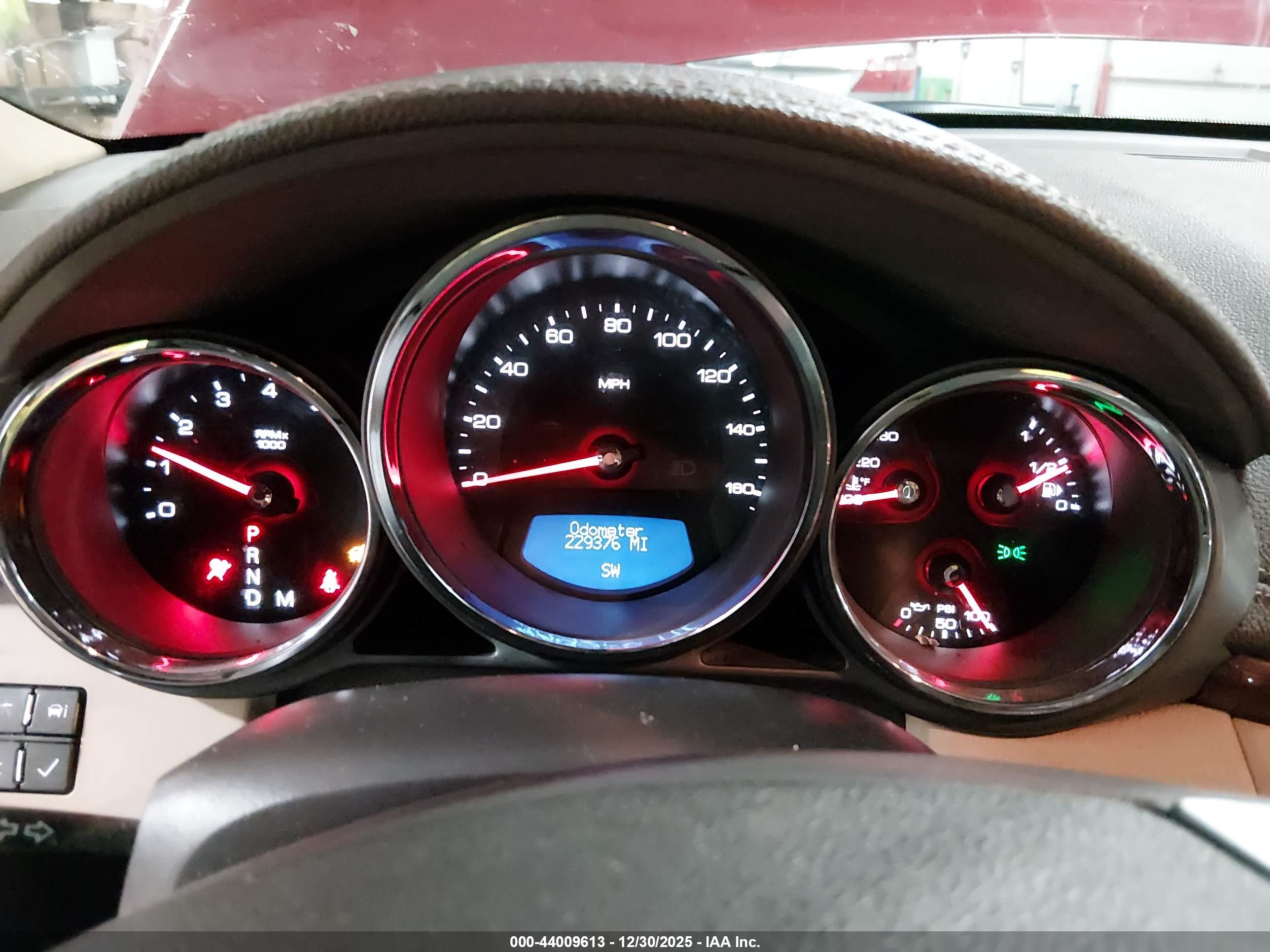 CADILLAC CTS image 7