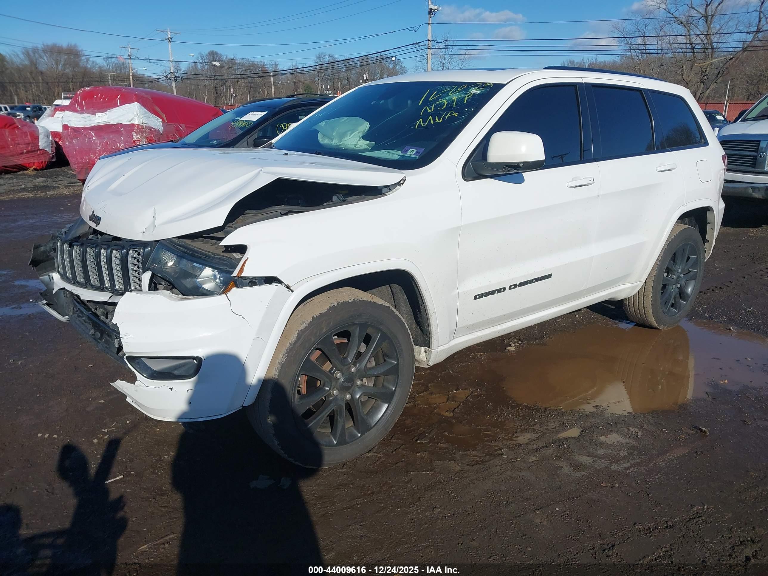 JEEP GRAND image 2