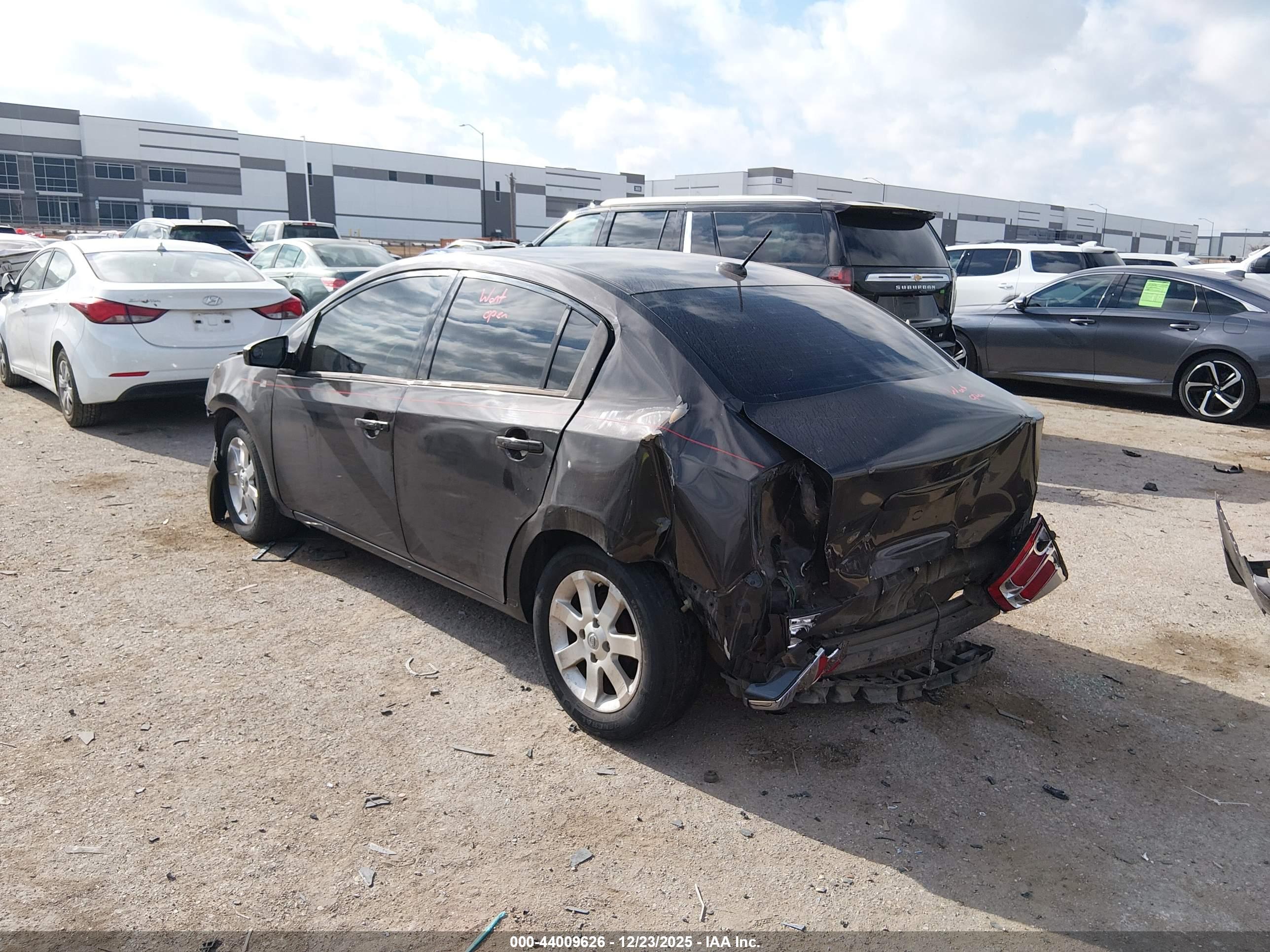 NISSAN SENTRA image 3