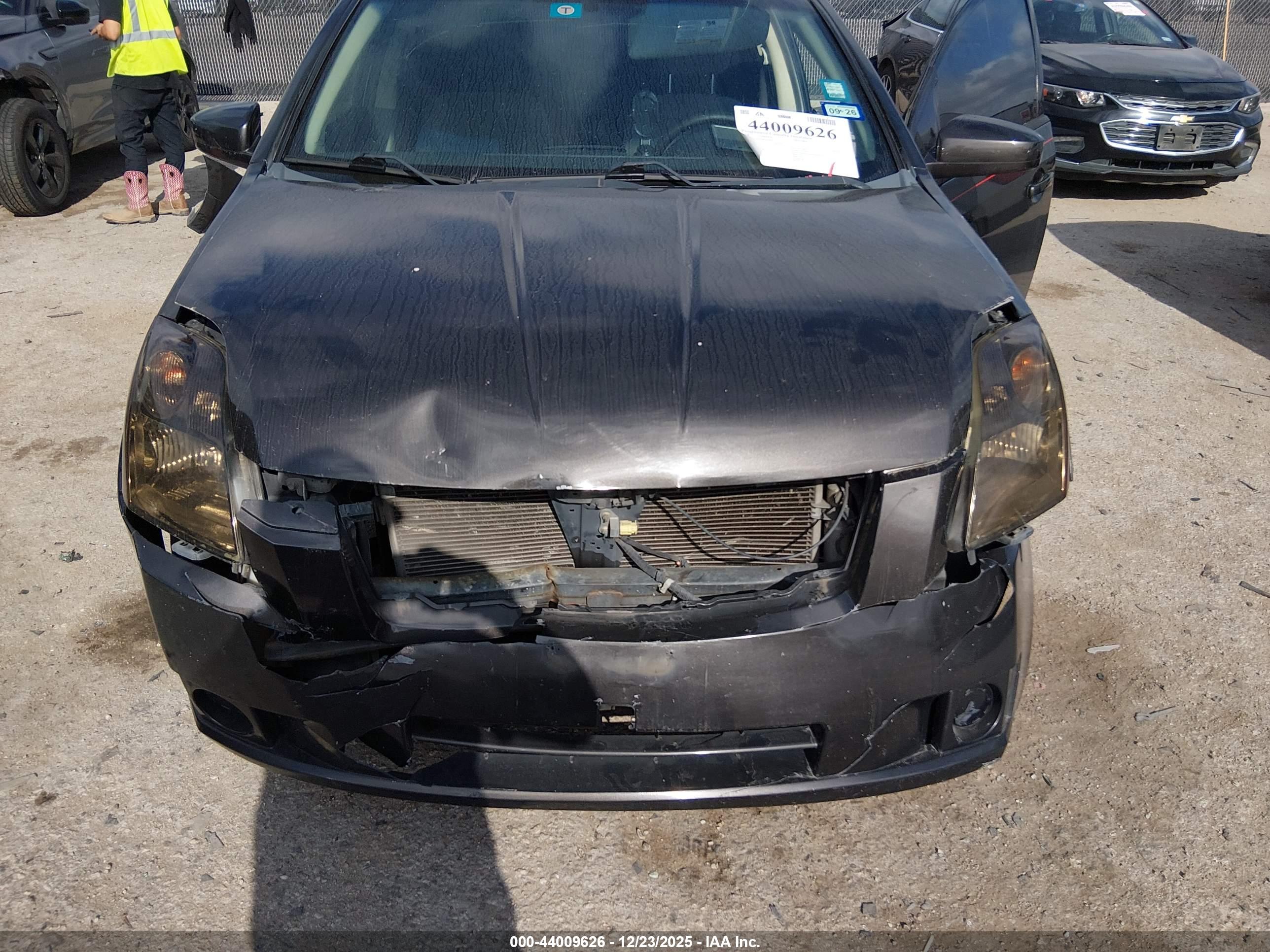 NISSAN SENTRA image 6