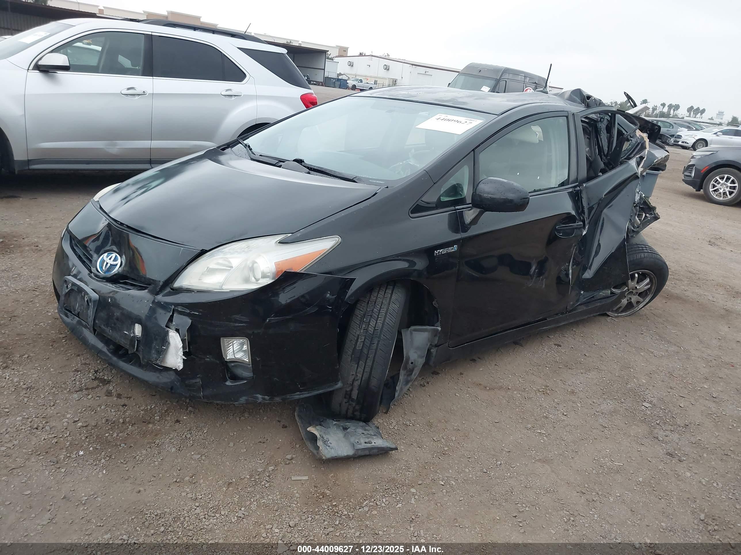 TOYOTA PRIUS image 2