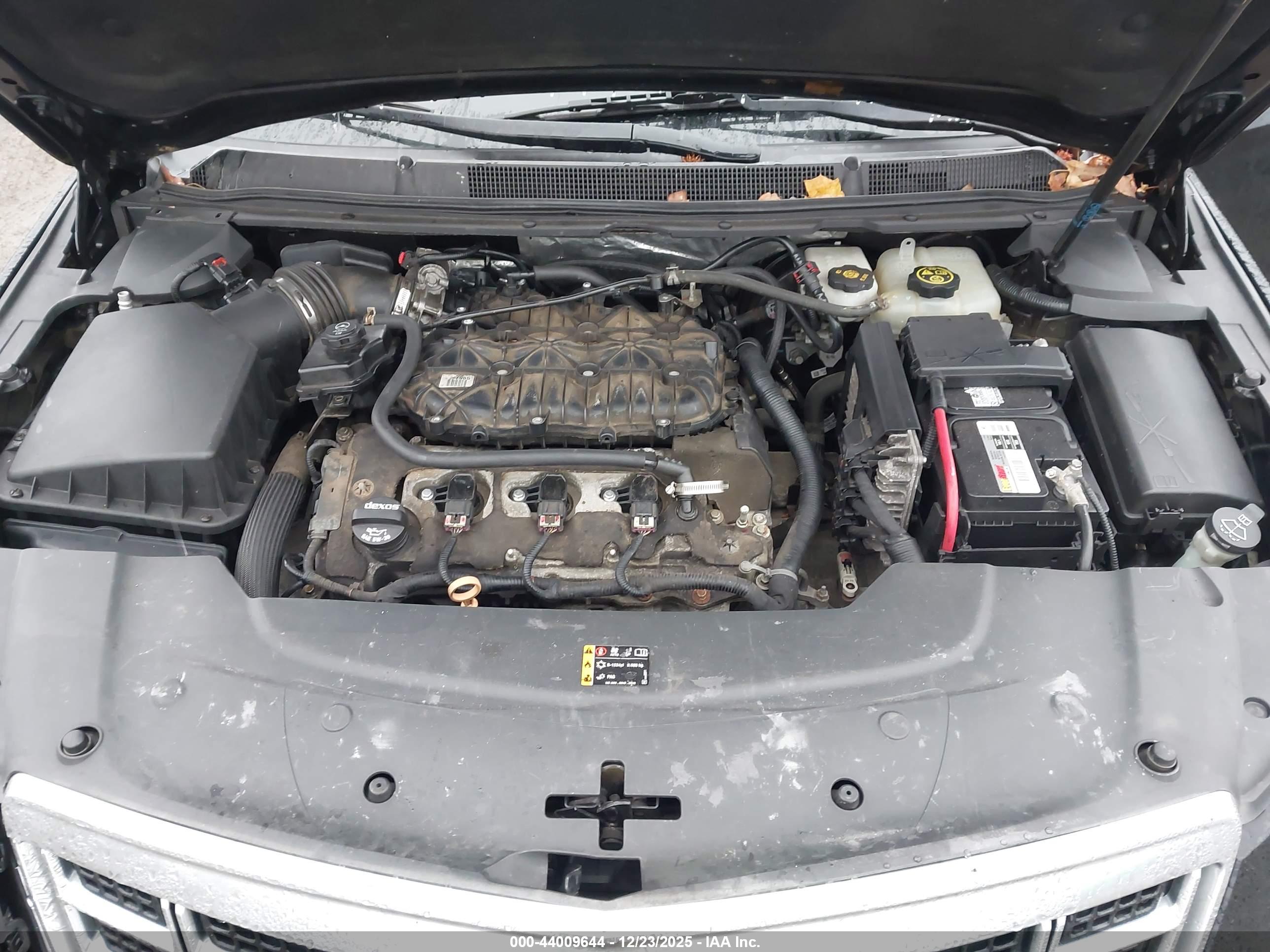 CADILLAC XTS image 10