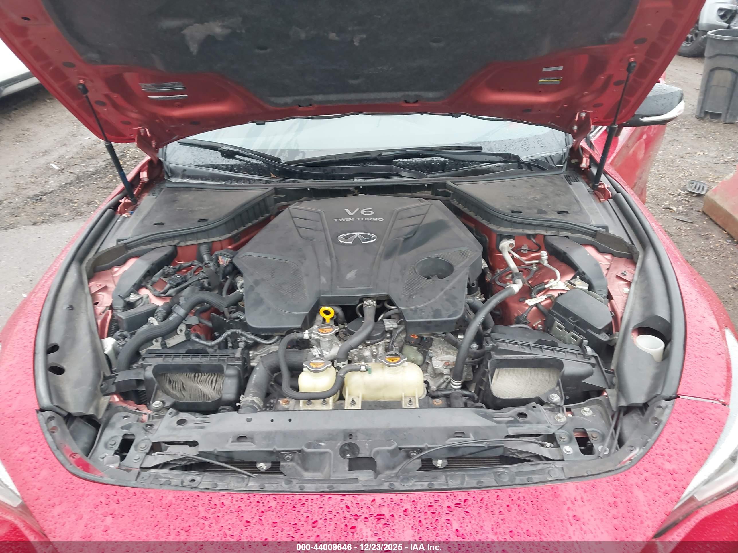 INFINITI Q60 image 10