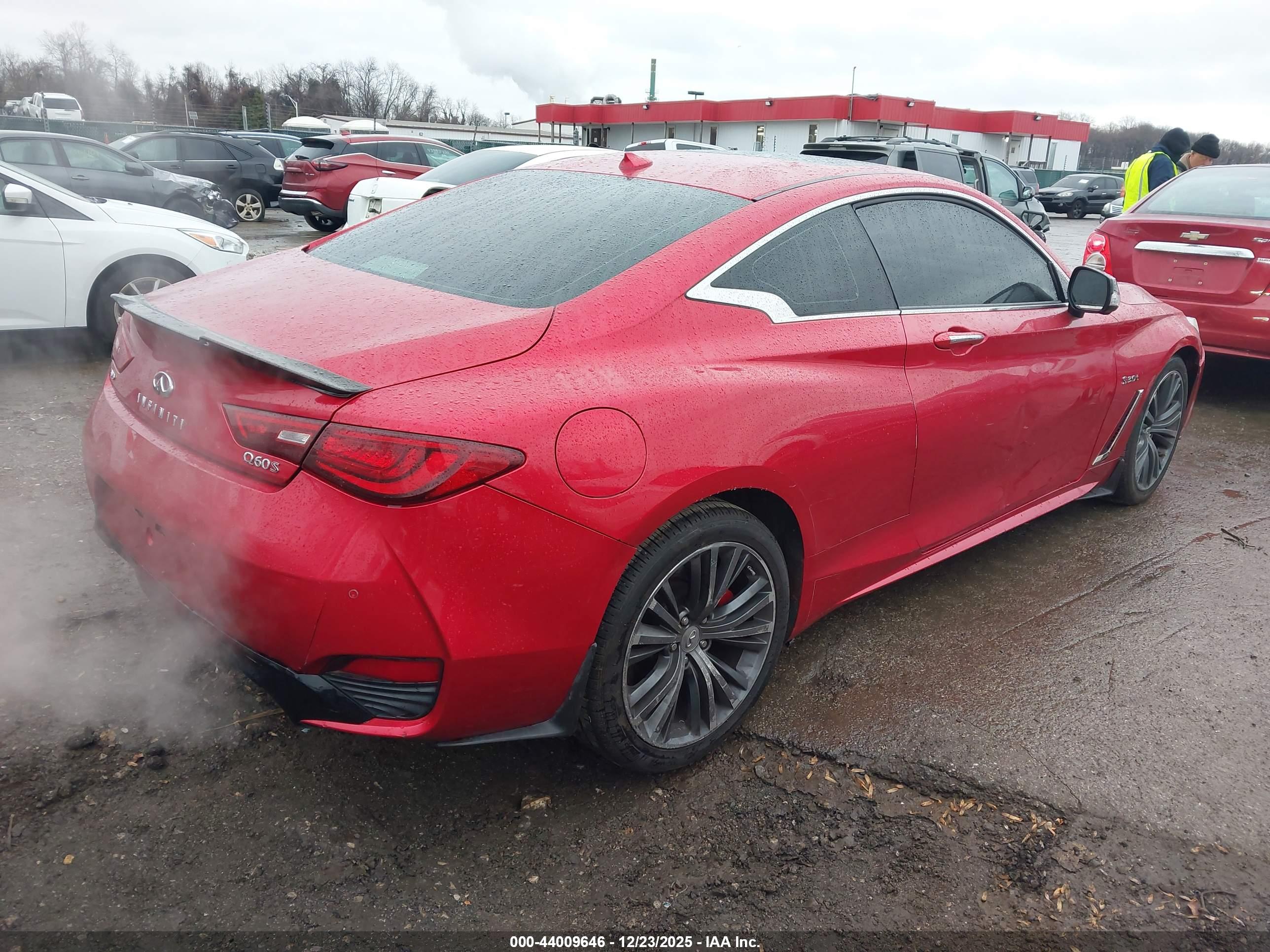 INFINITI Q60 image 4