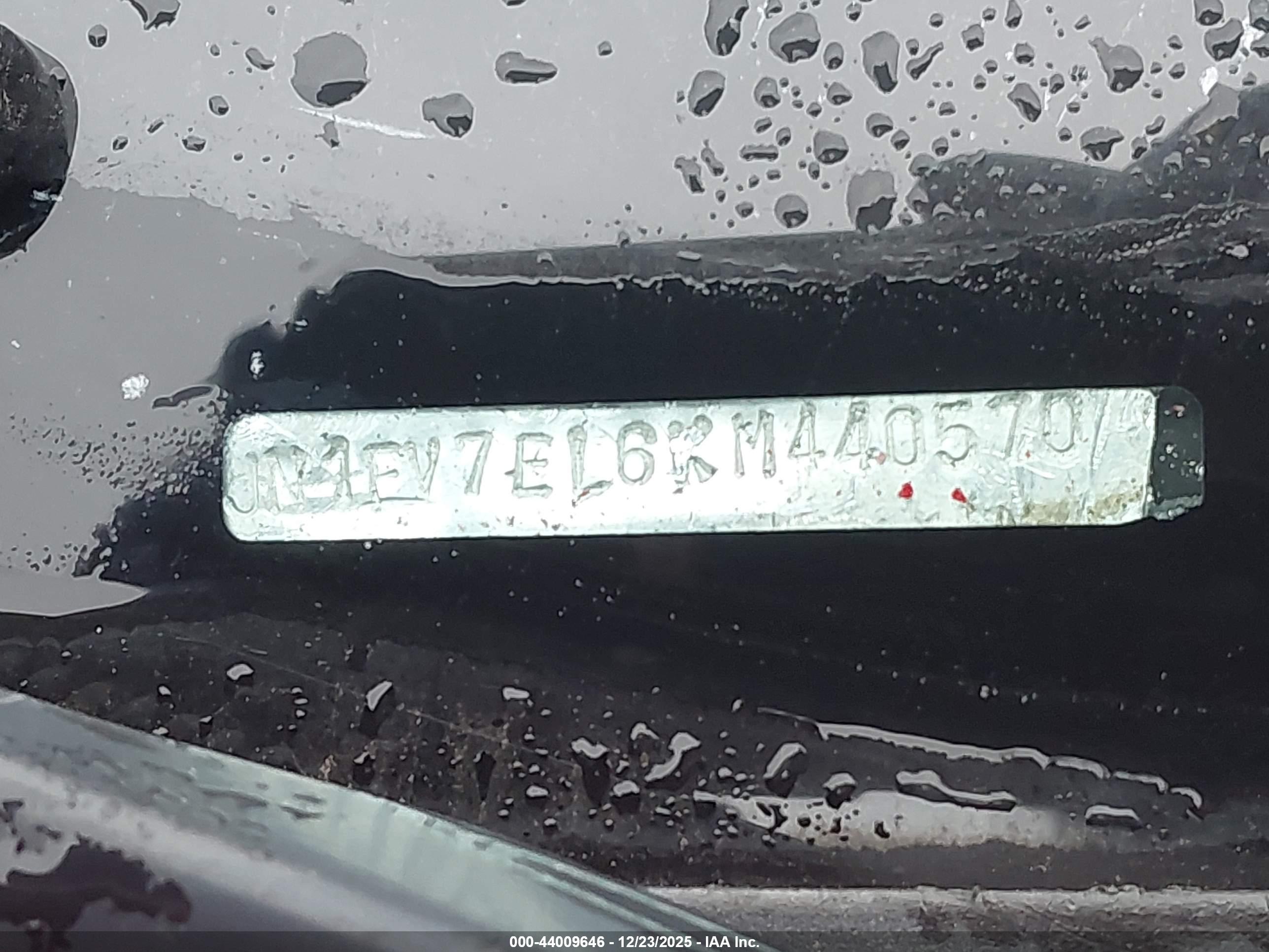INFINITI Q60 image 9