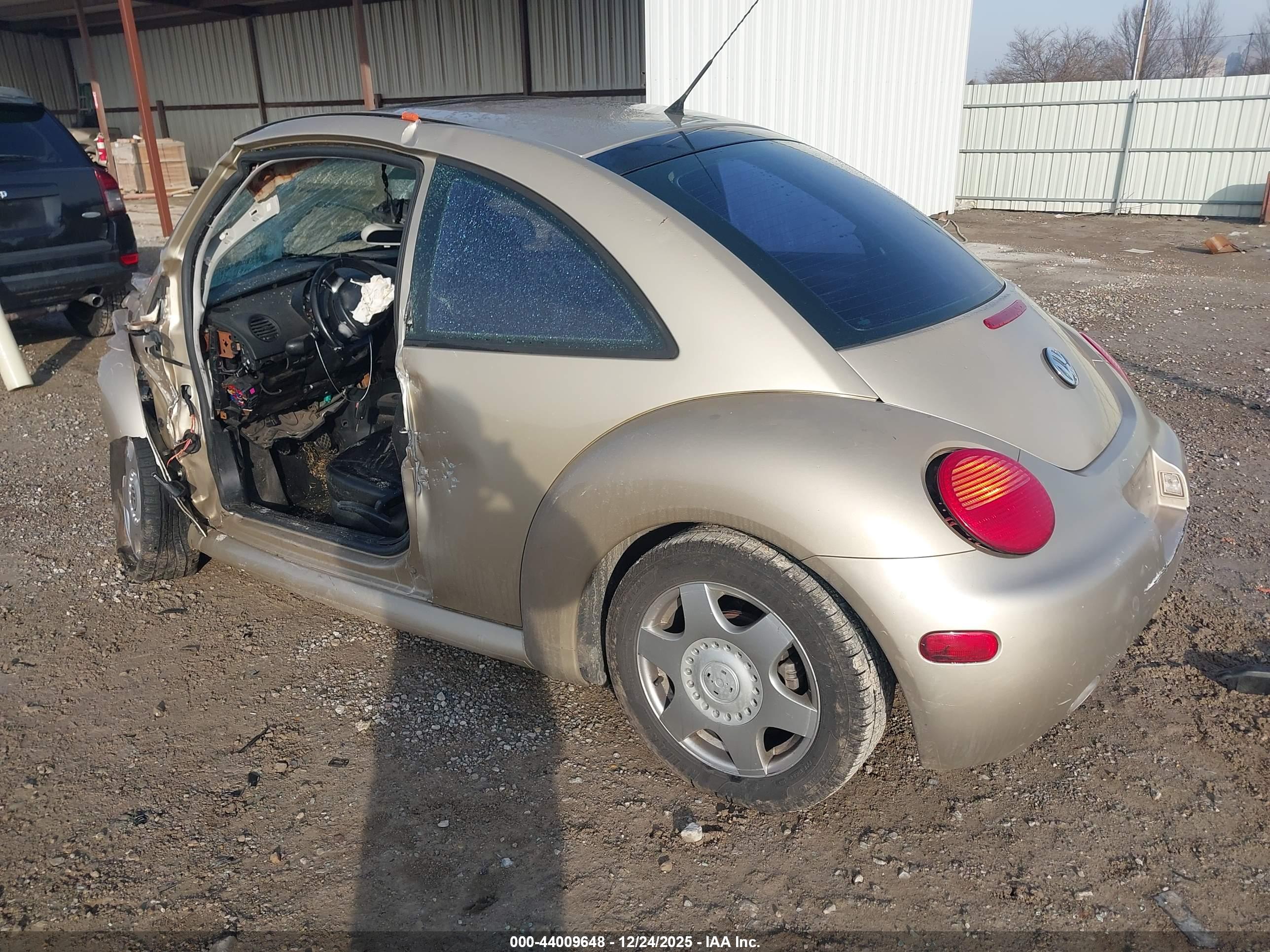 VOLKSWAGEN NEW image 3