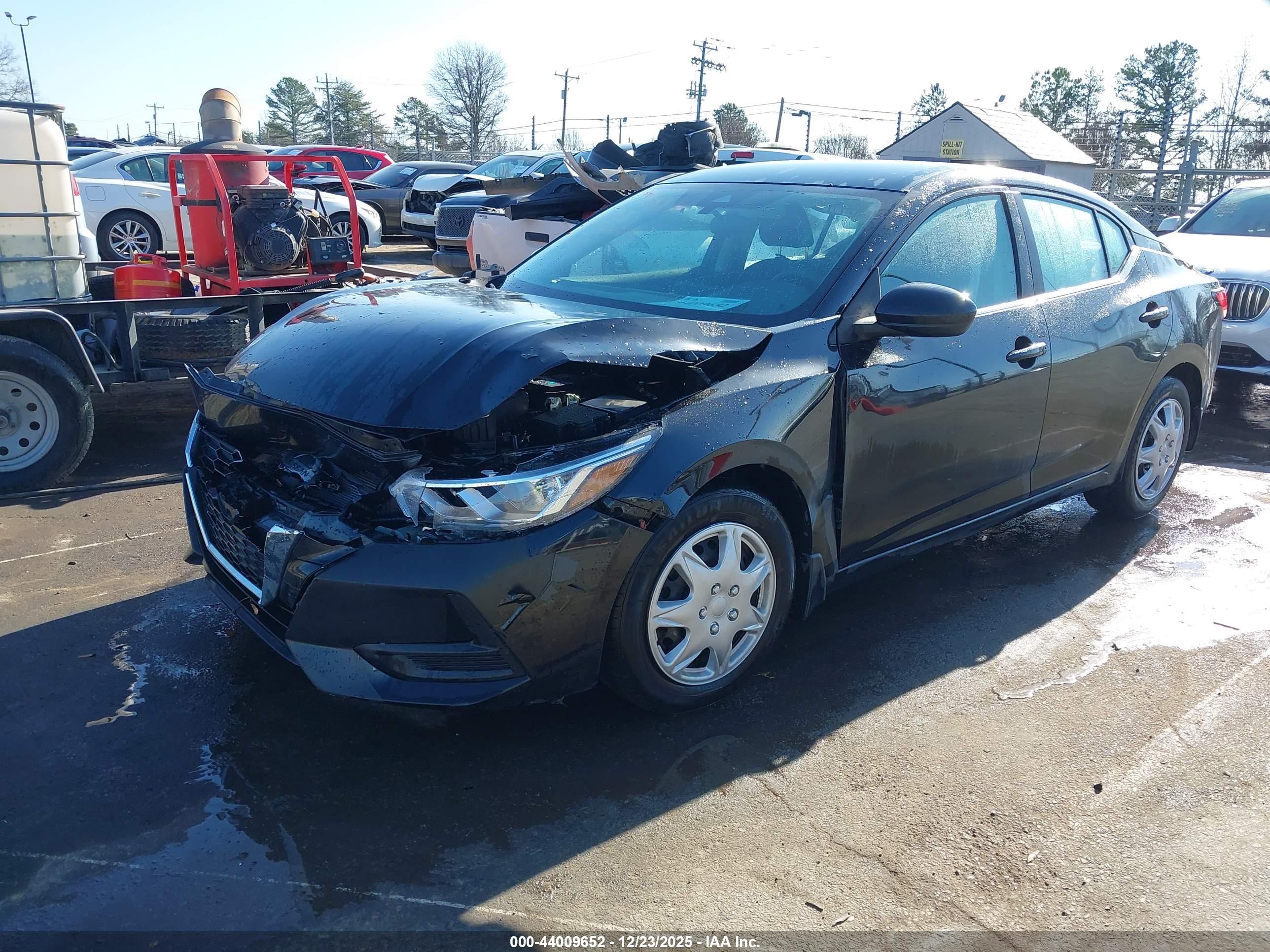NISSAN SENTRA image 2