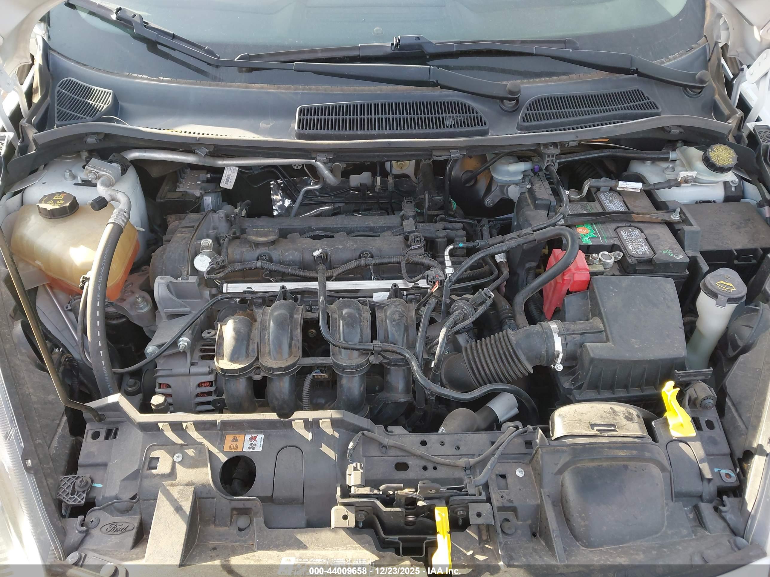 FORD FIESTA image 10