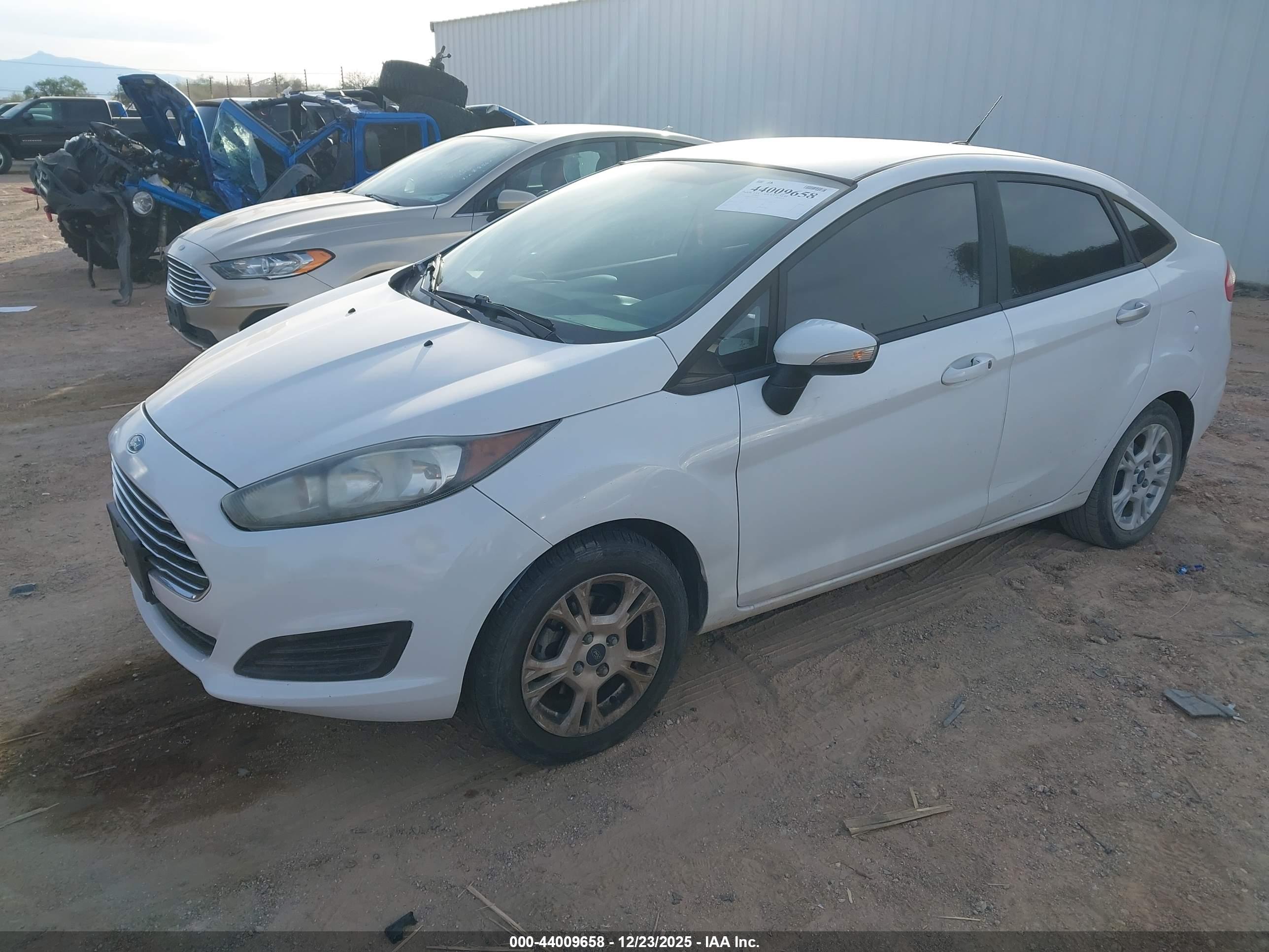 FORD FIESTA image 2