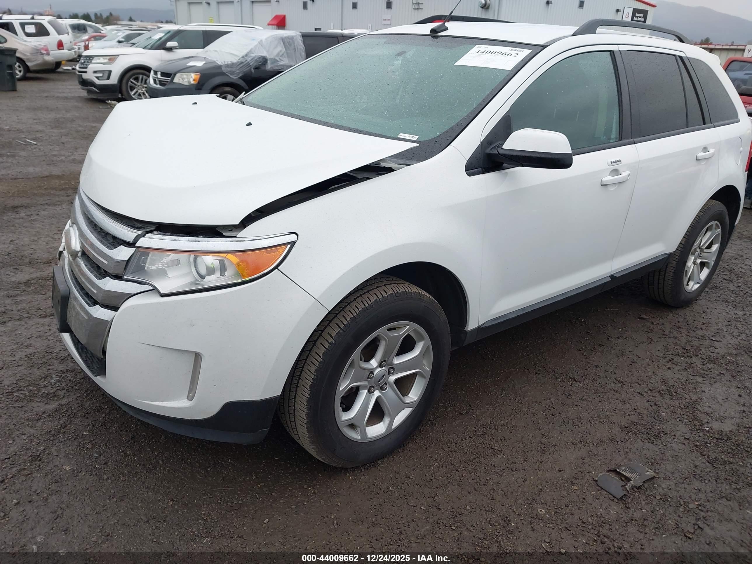 FORD EDGE image 2
