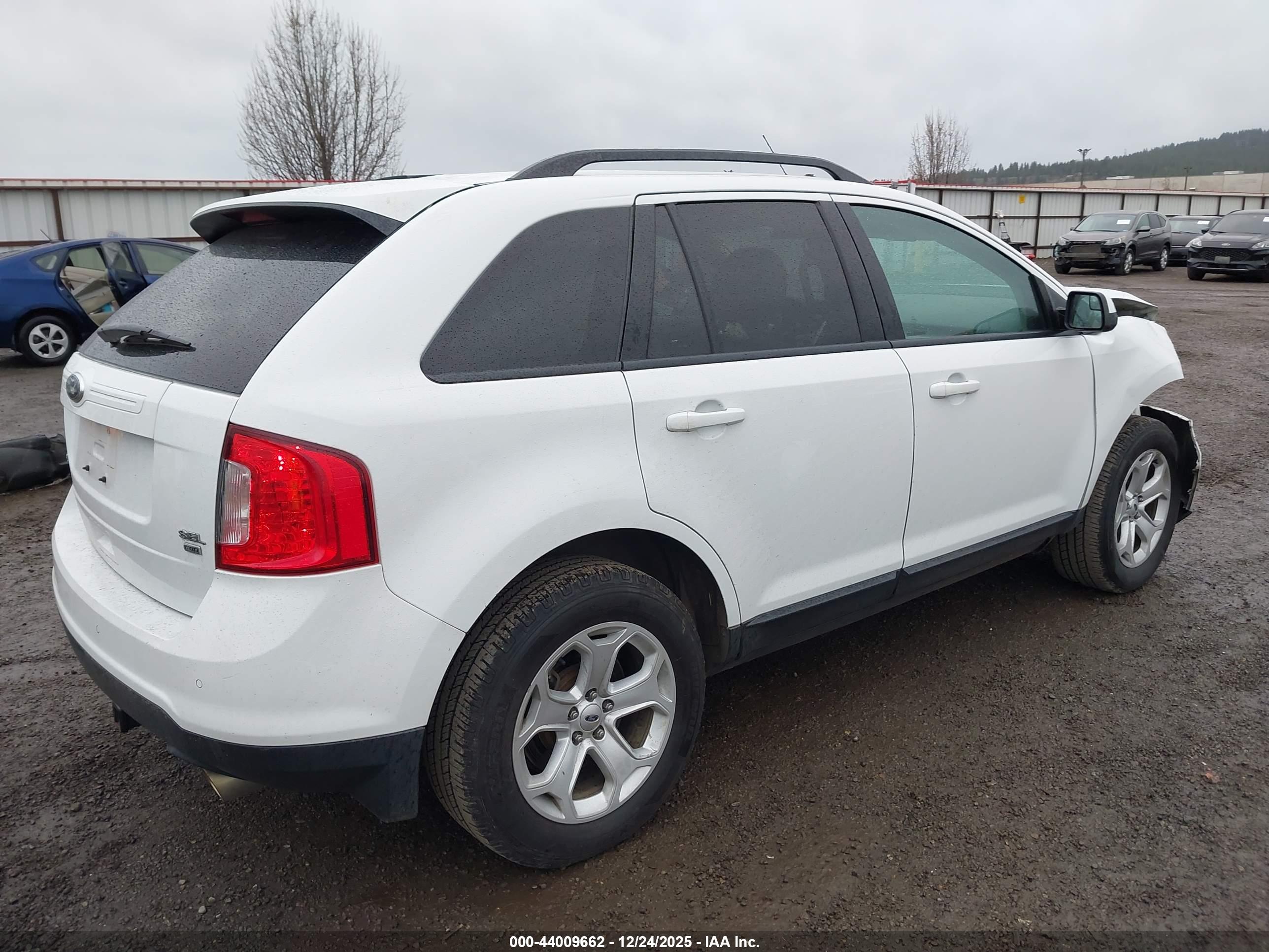 FORD EDGE image 4
