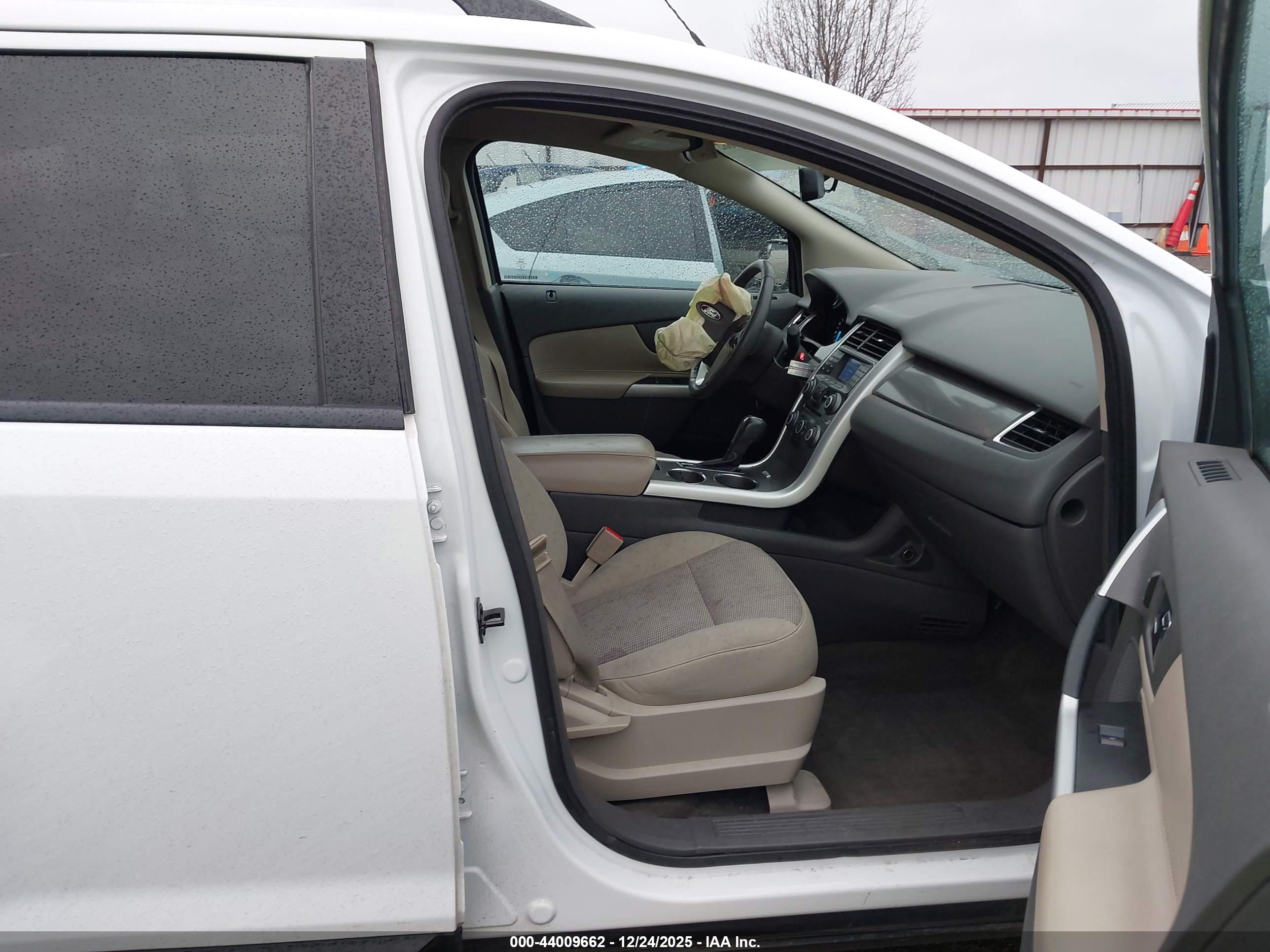 FORD EDGE image 5