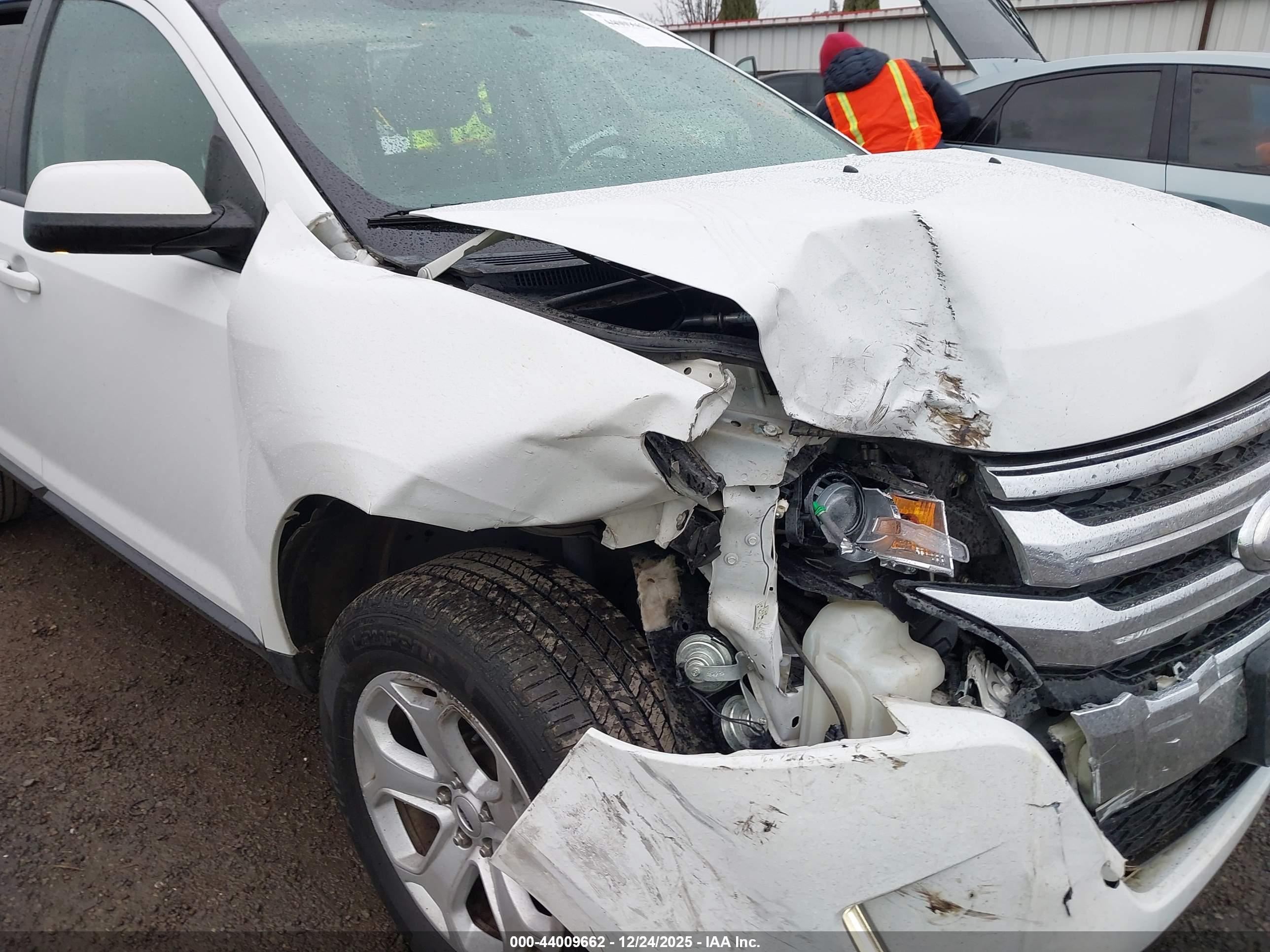 FORD EDGE image 6