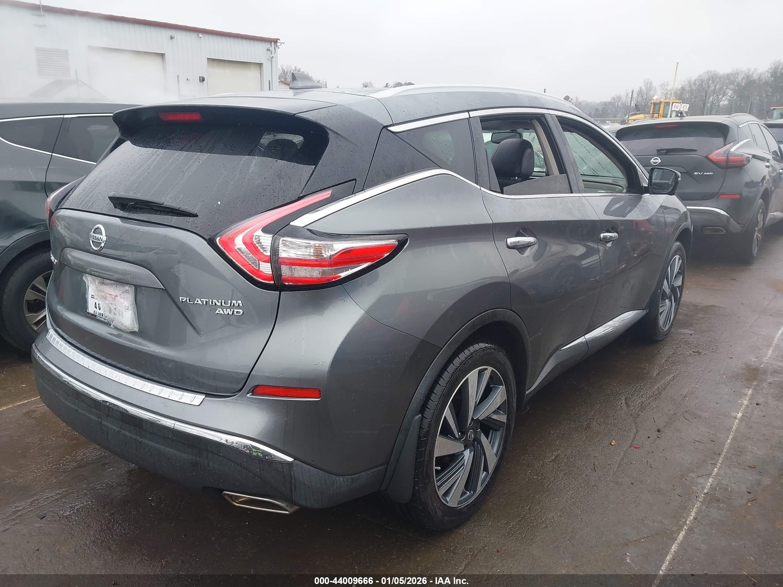 NISSAN MURANO image 4
