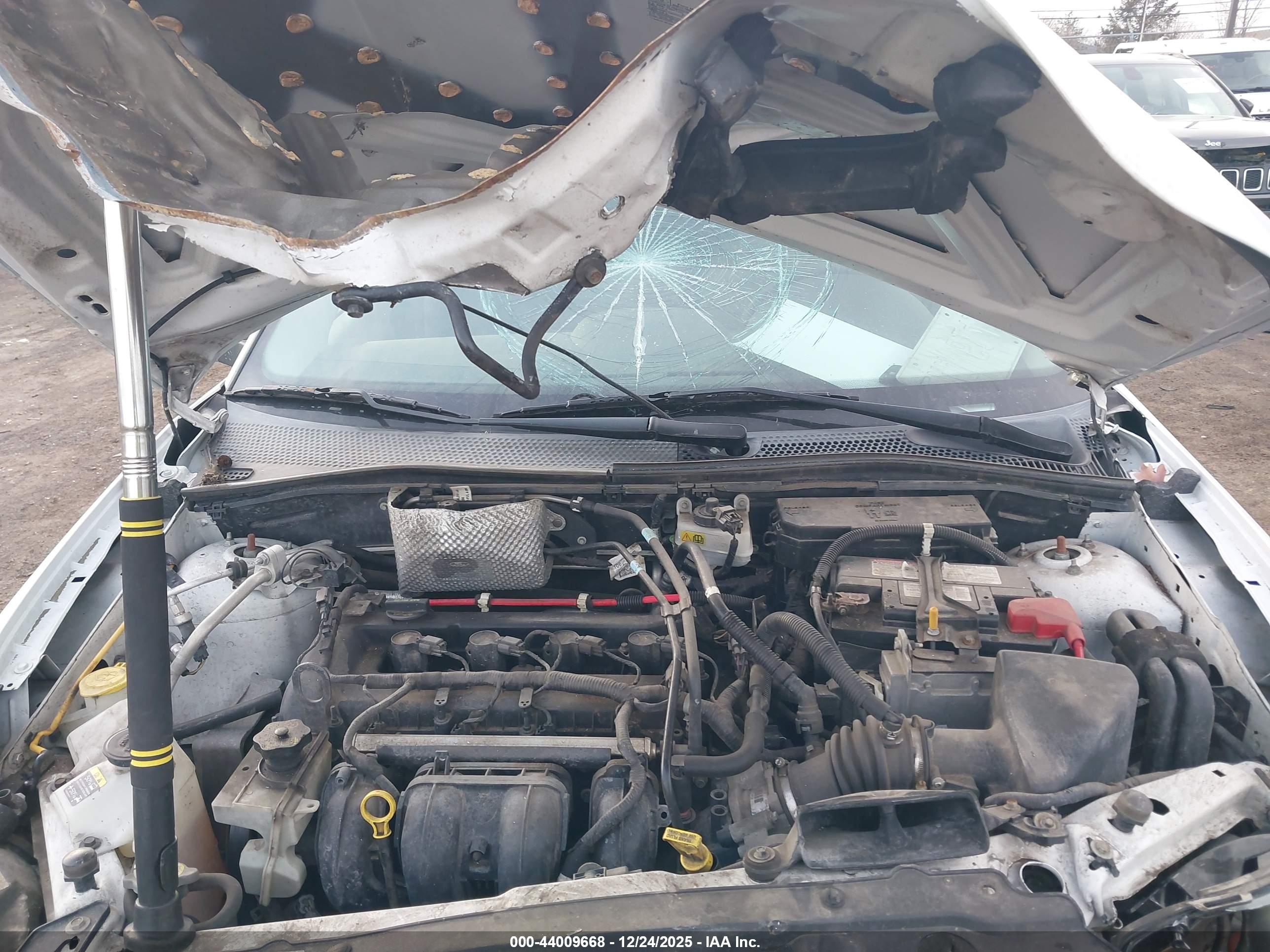 FORD FOCUS image 10