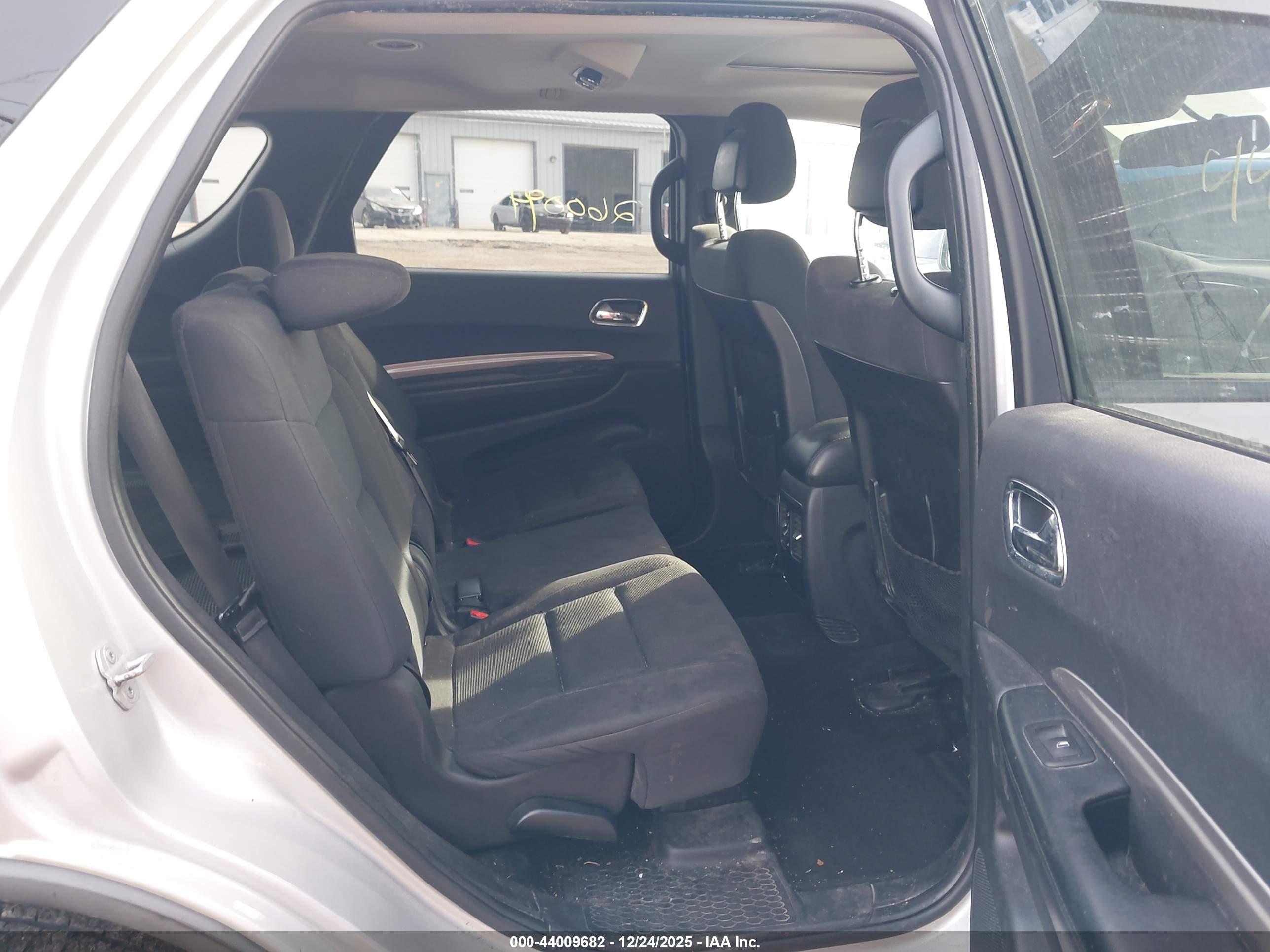 DODGE DURANGO image 8