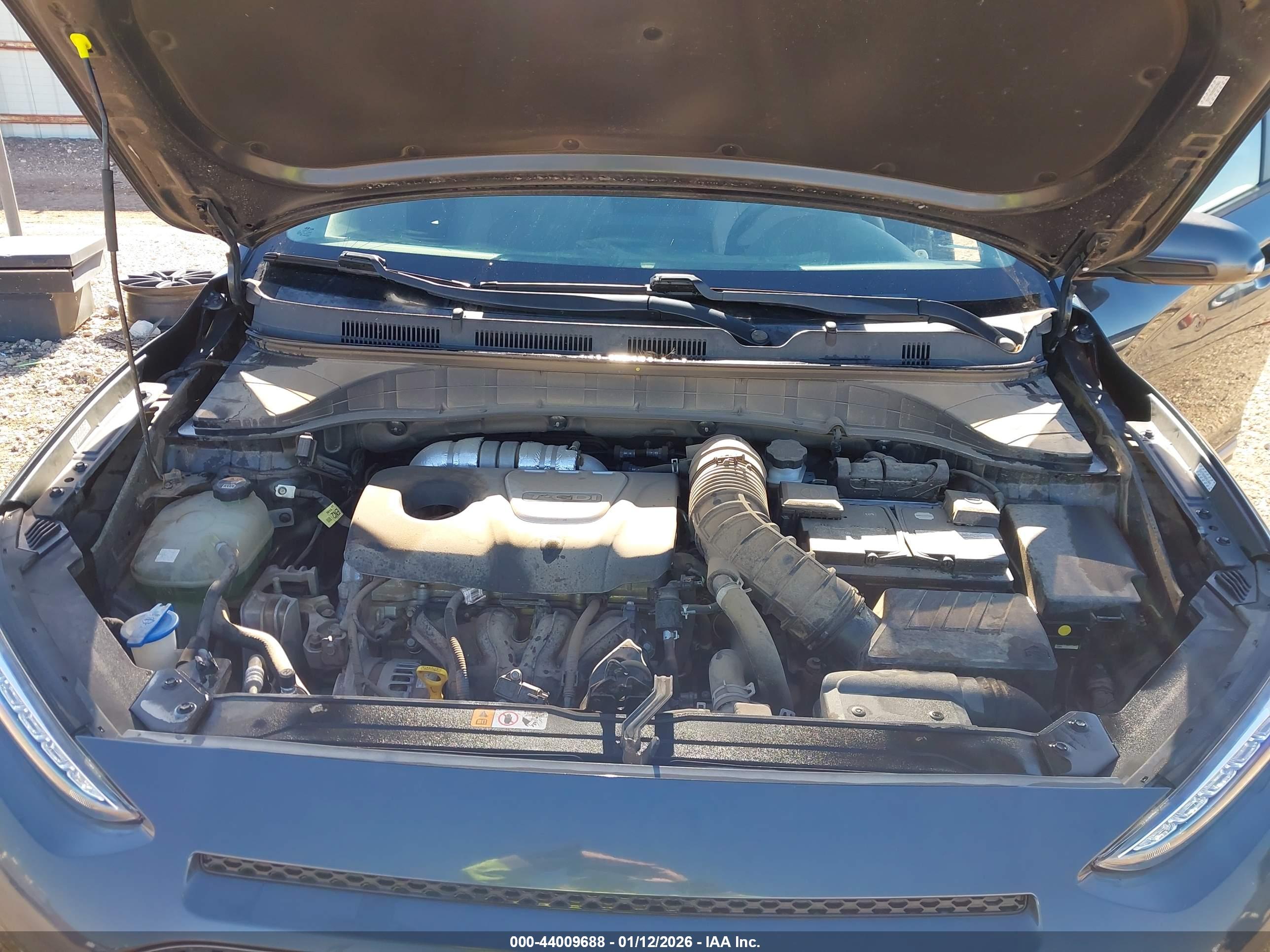 HYUNDAI KONA image 10