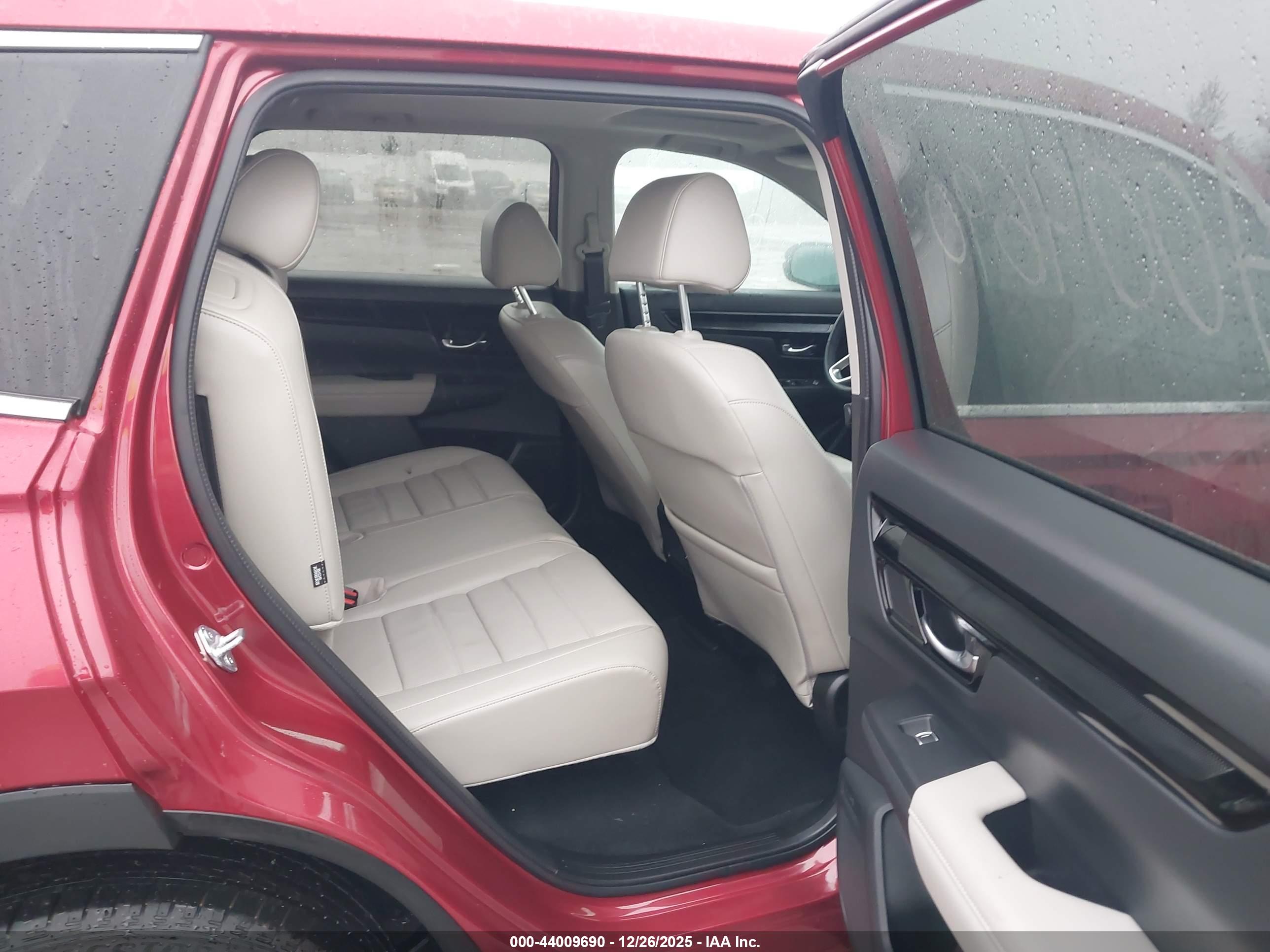 HONDA CR-V image 8