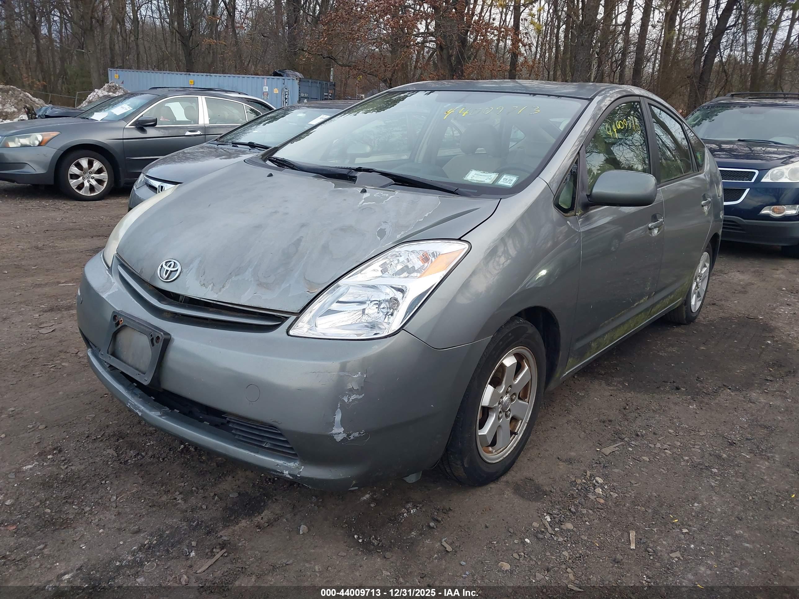 TOYOTA PRIUS image 2